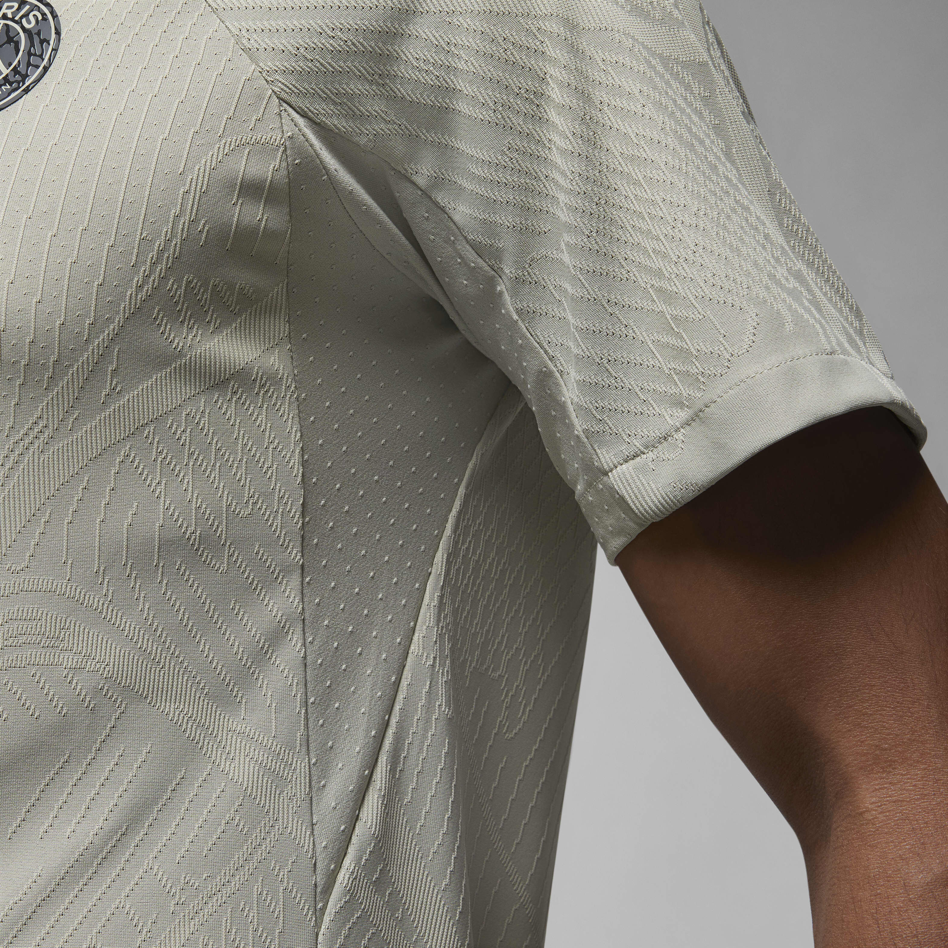 Paris Saint-Germain Strike Elite Third image number 4