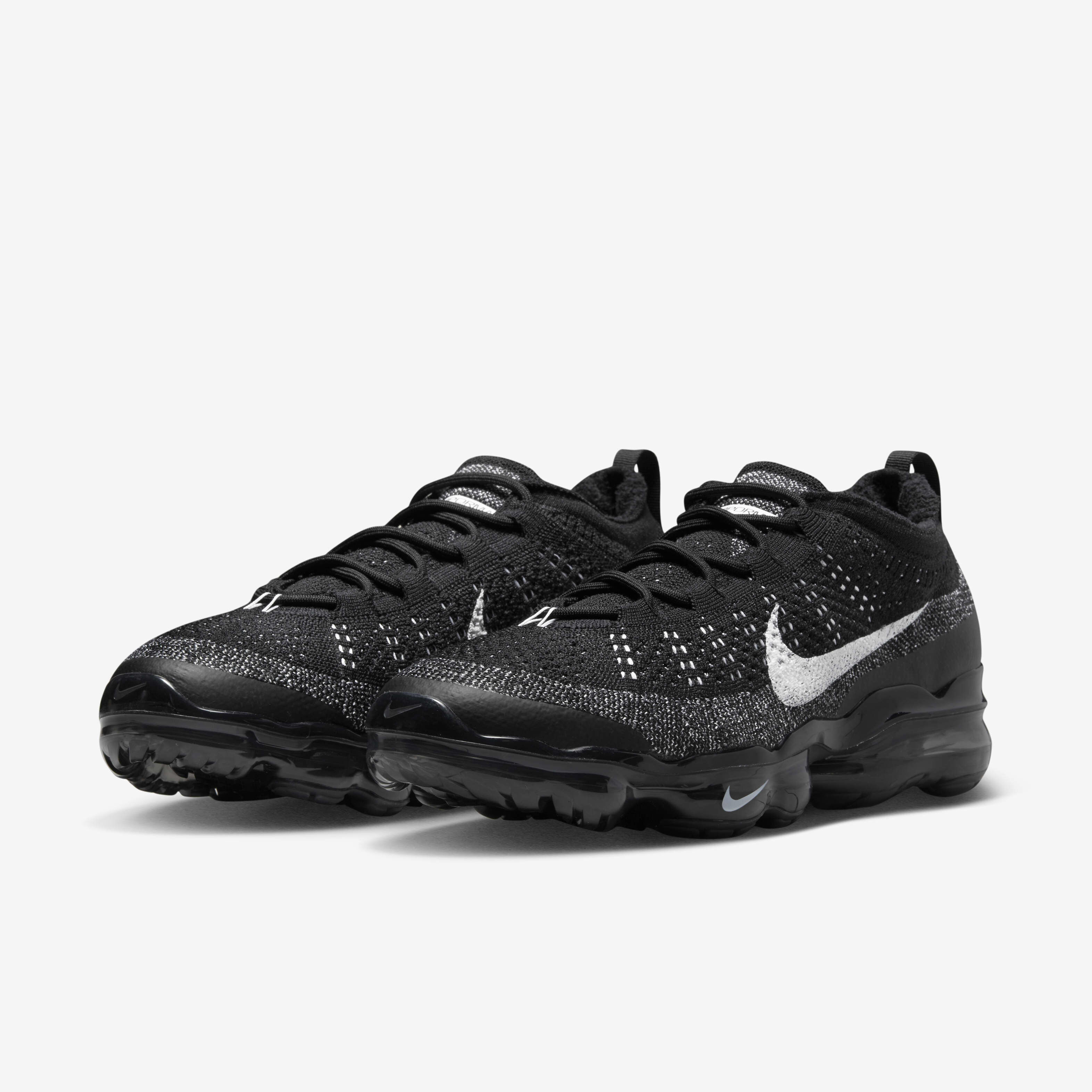 Nike men's air vapormax flyknit 3 low-top sneakers 2025