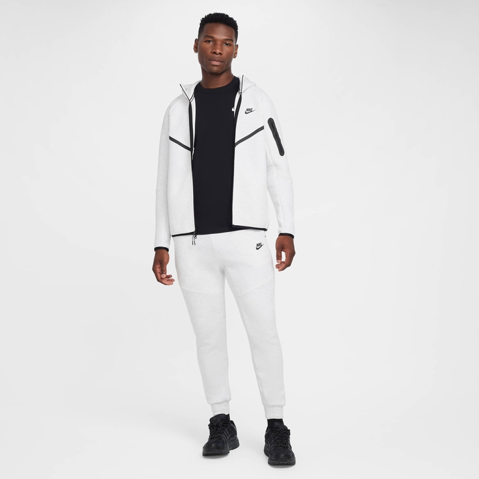 Nike Tech image number 7 Nike Tech image number 7