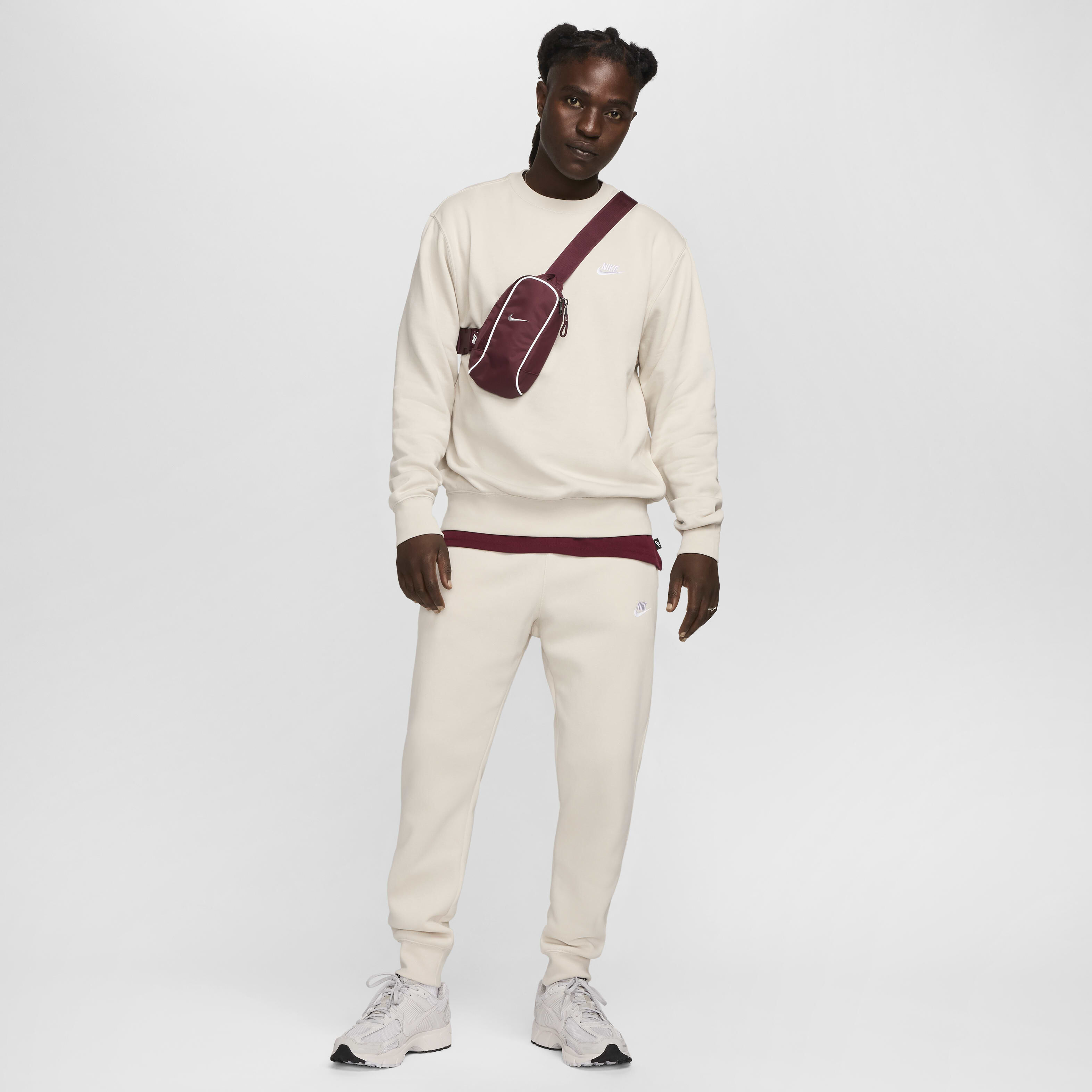 نايكي سبورتسوير كلوب فليس image number 4