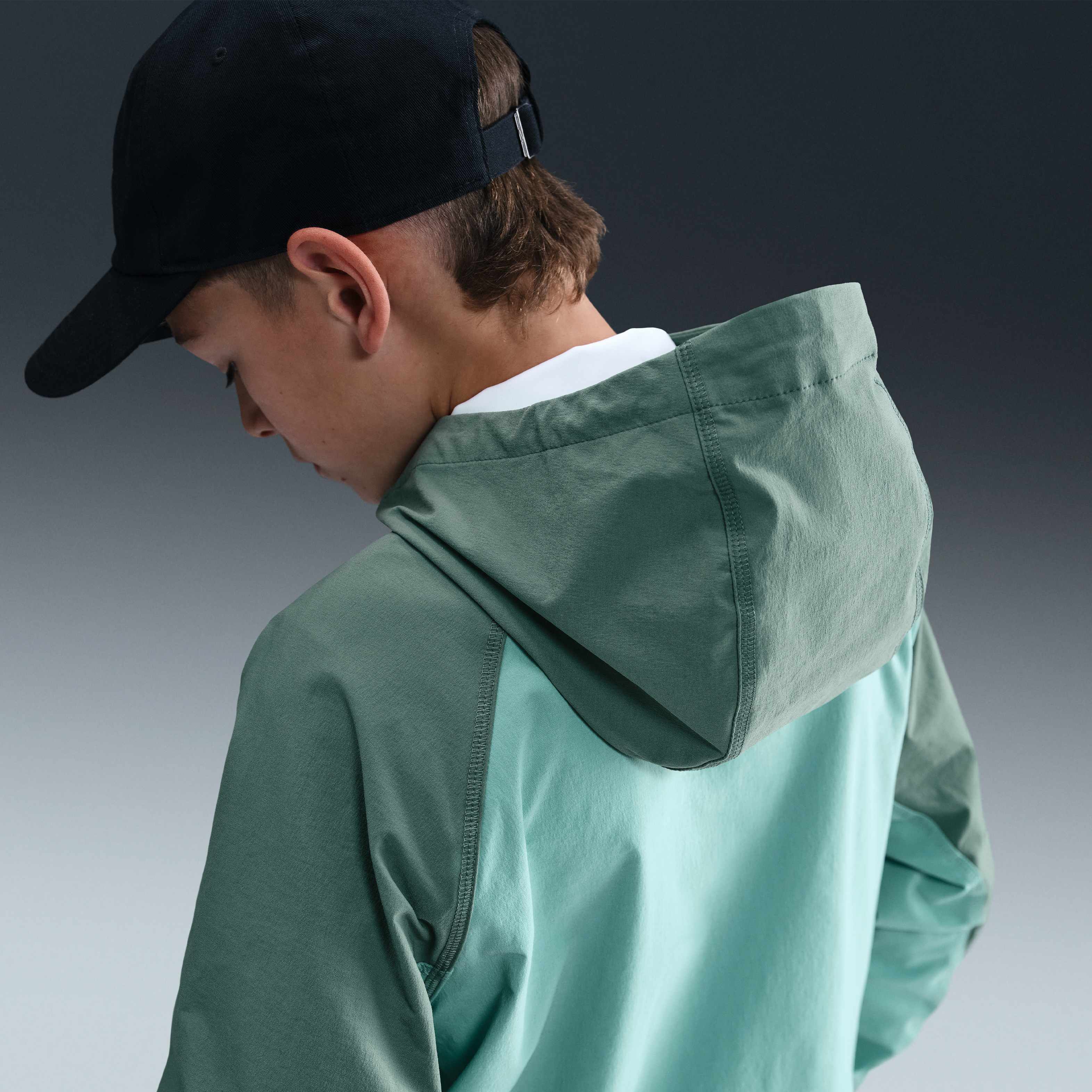 نايكي تك image number 1