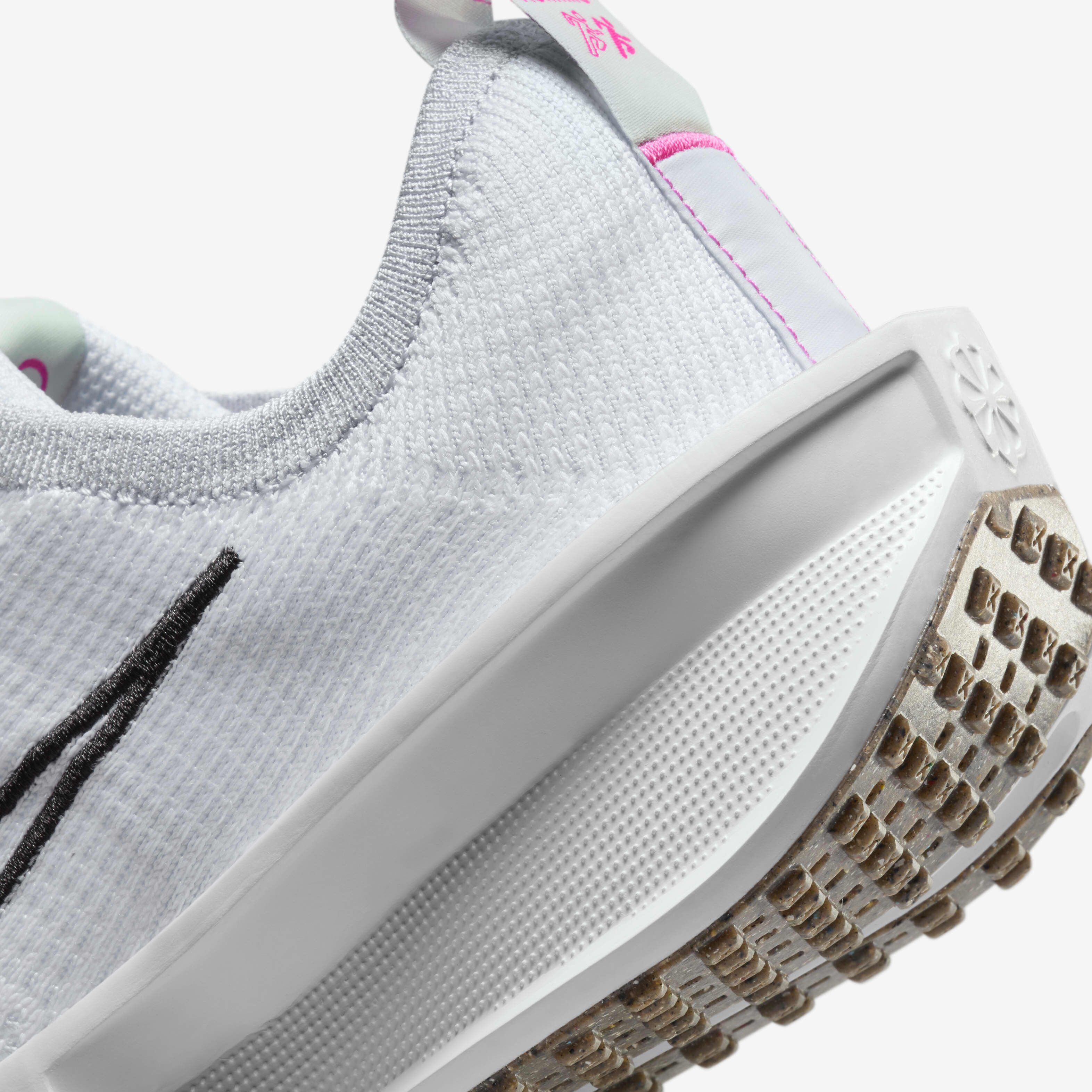 Nike Interact Run image number 8