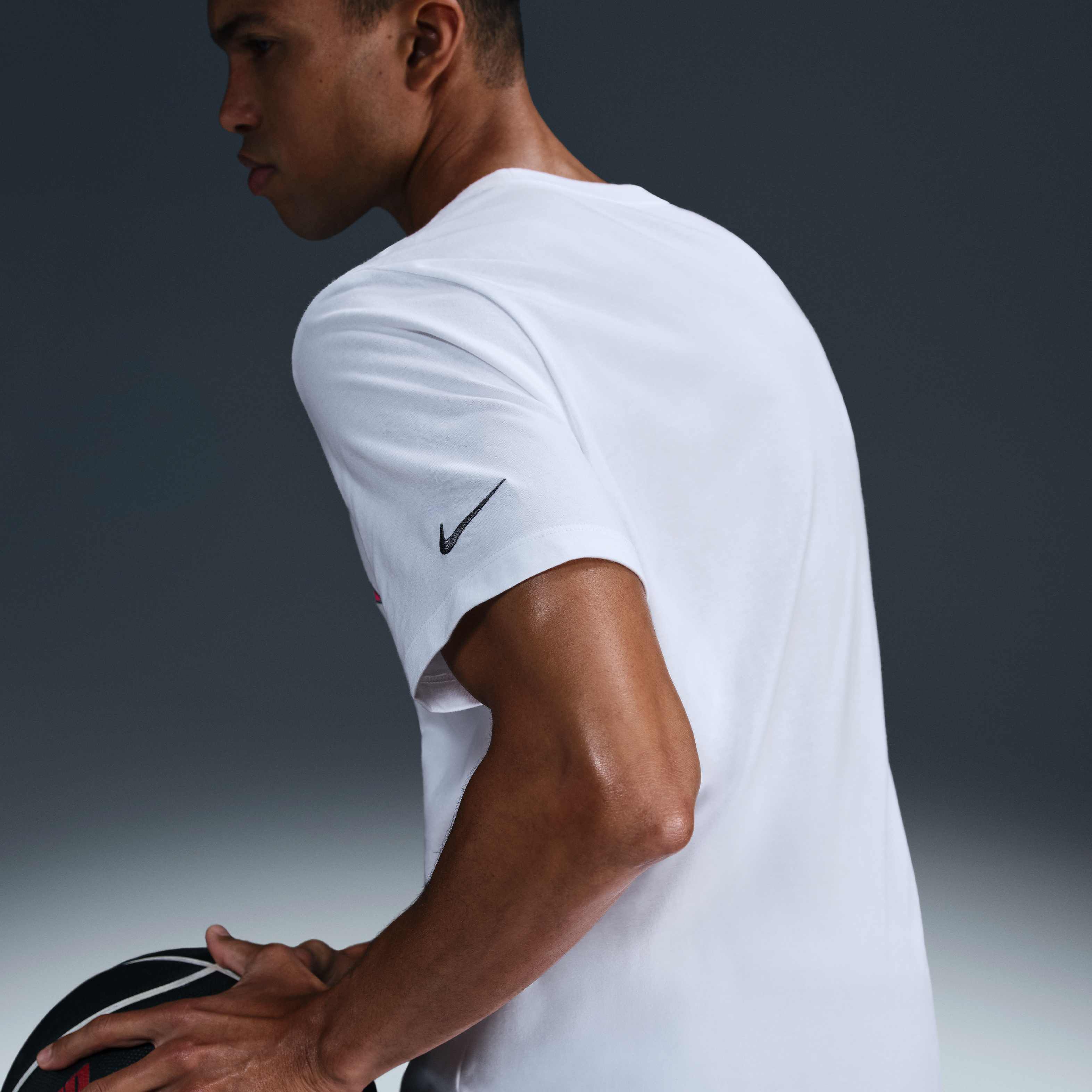 يانيس image number 1