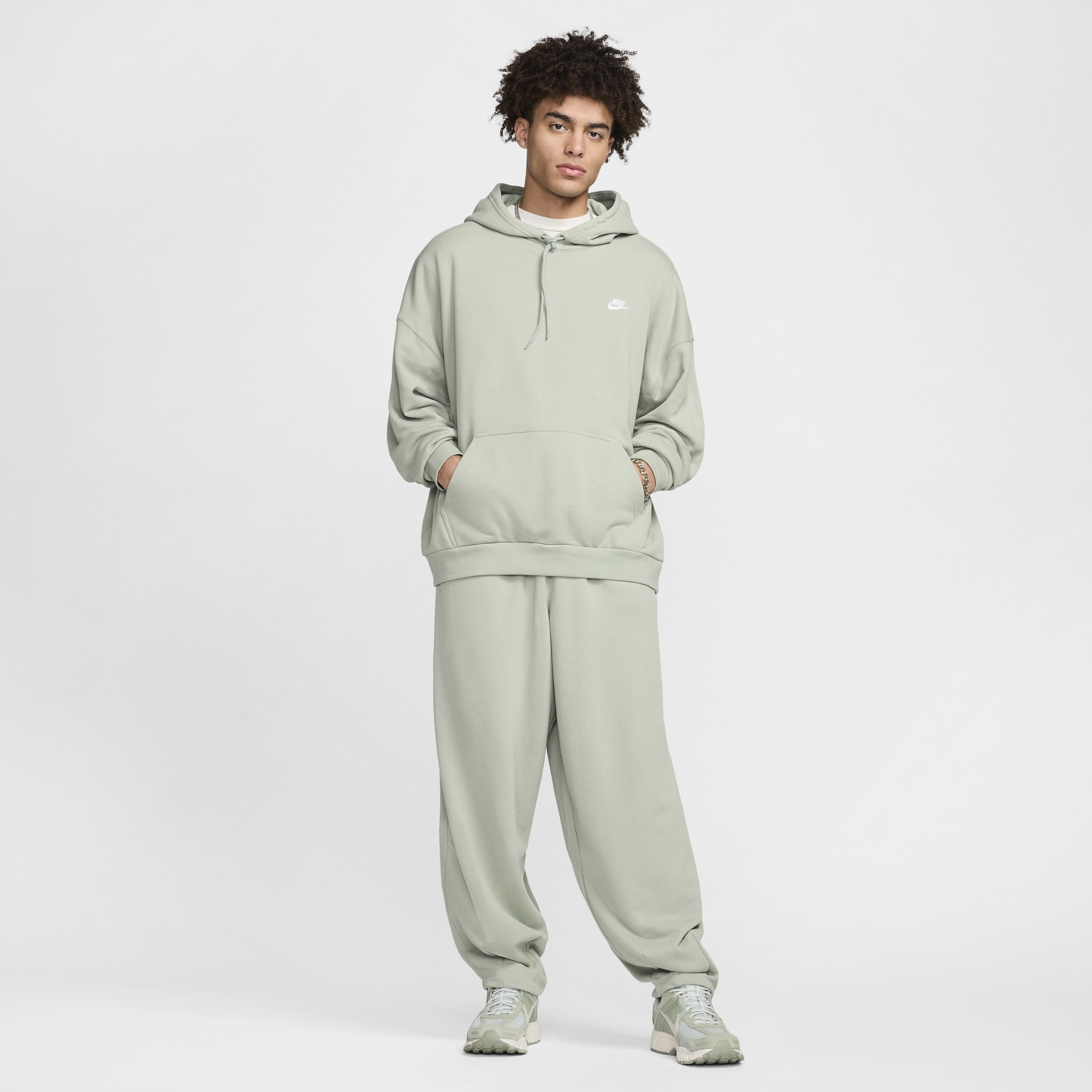 Nike Club Fleece image number 6