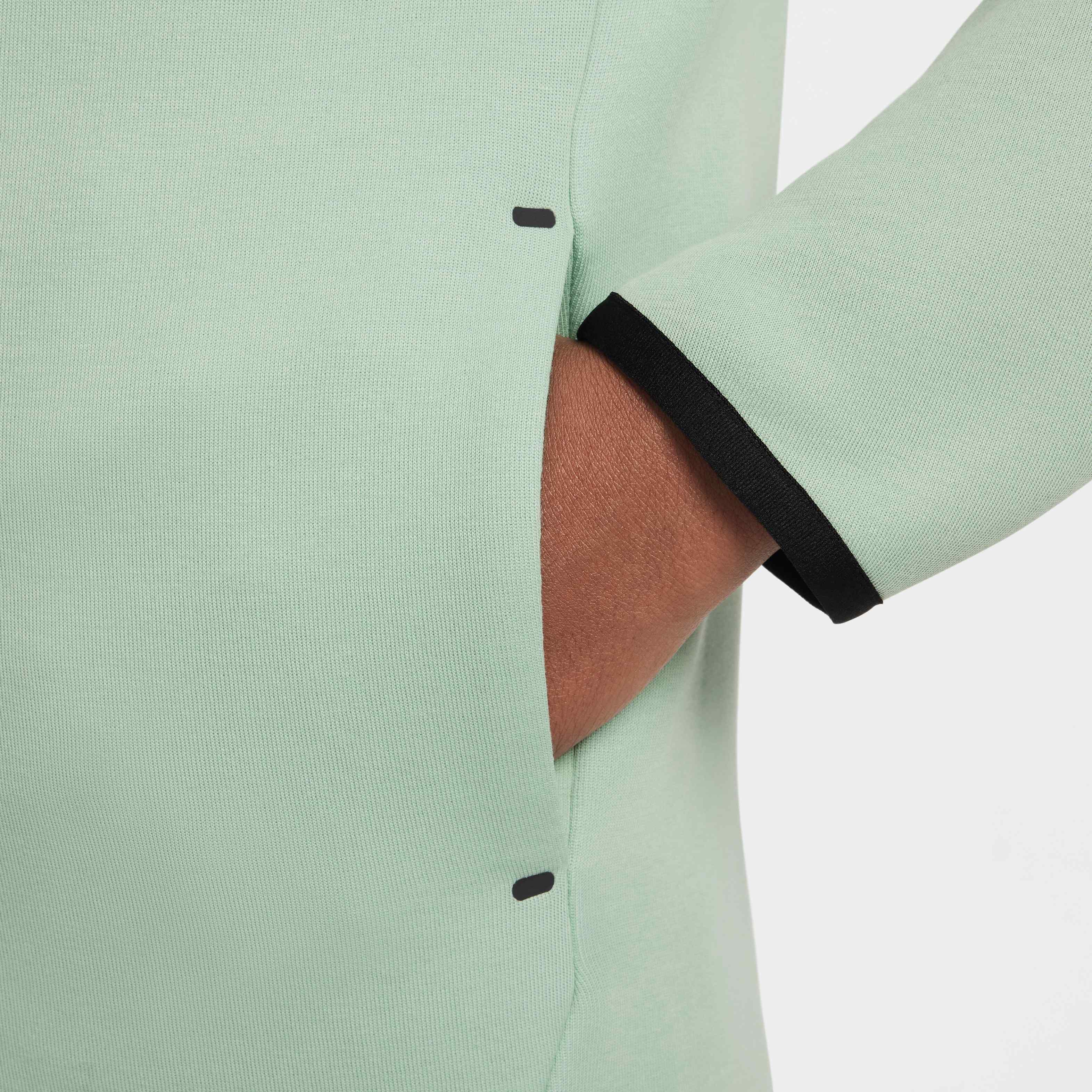 Nike Sportswear Tech Fleece image number 5