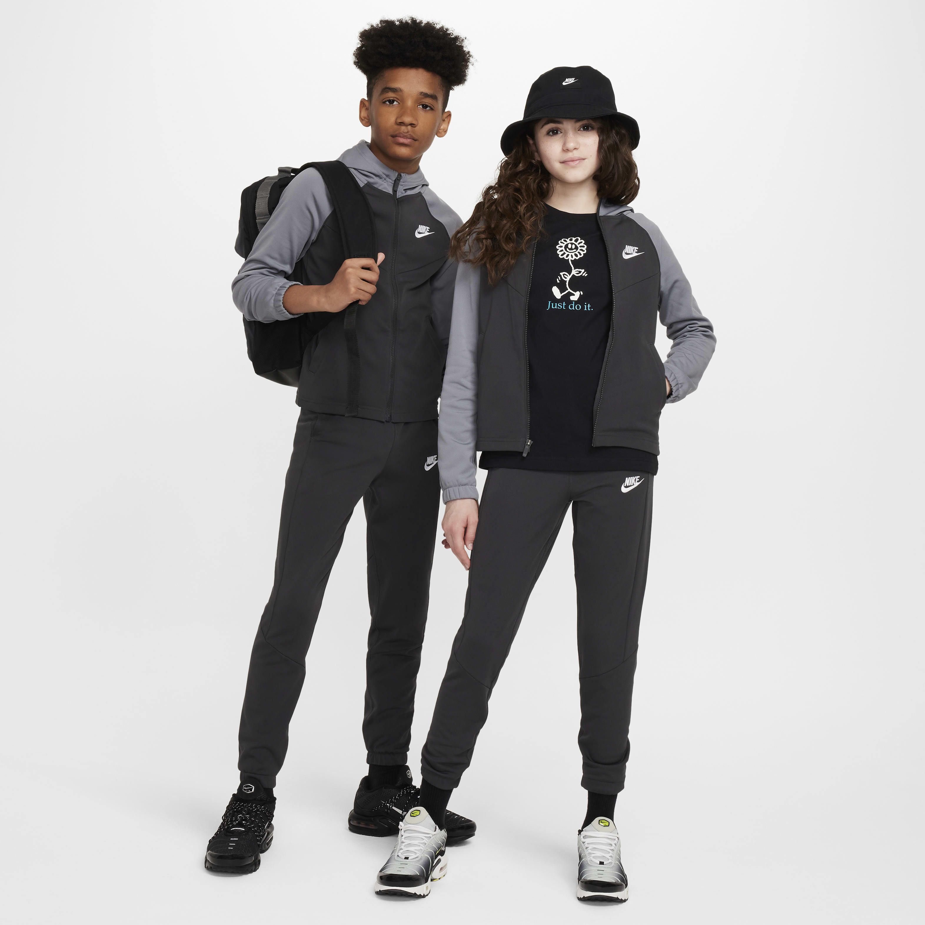 Ensemble nike tracksuit outlet