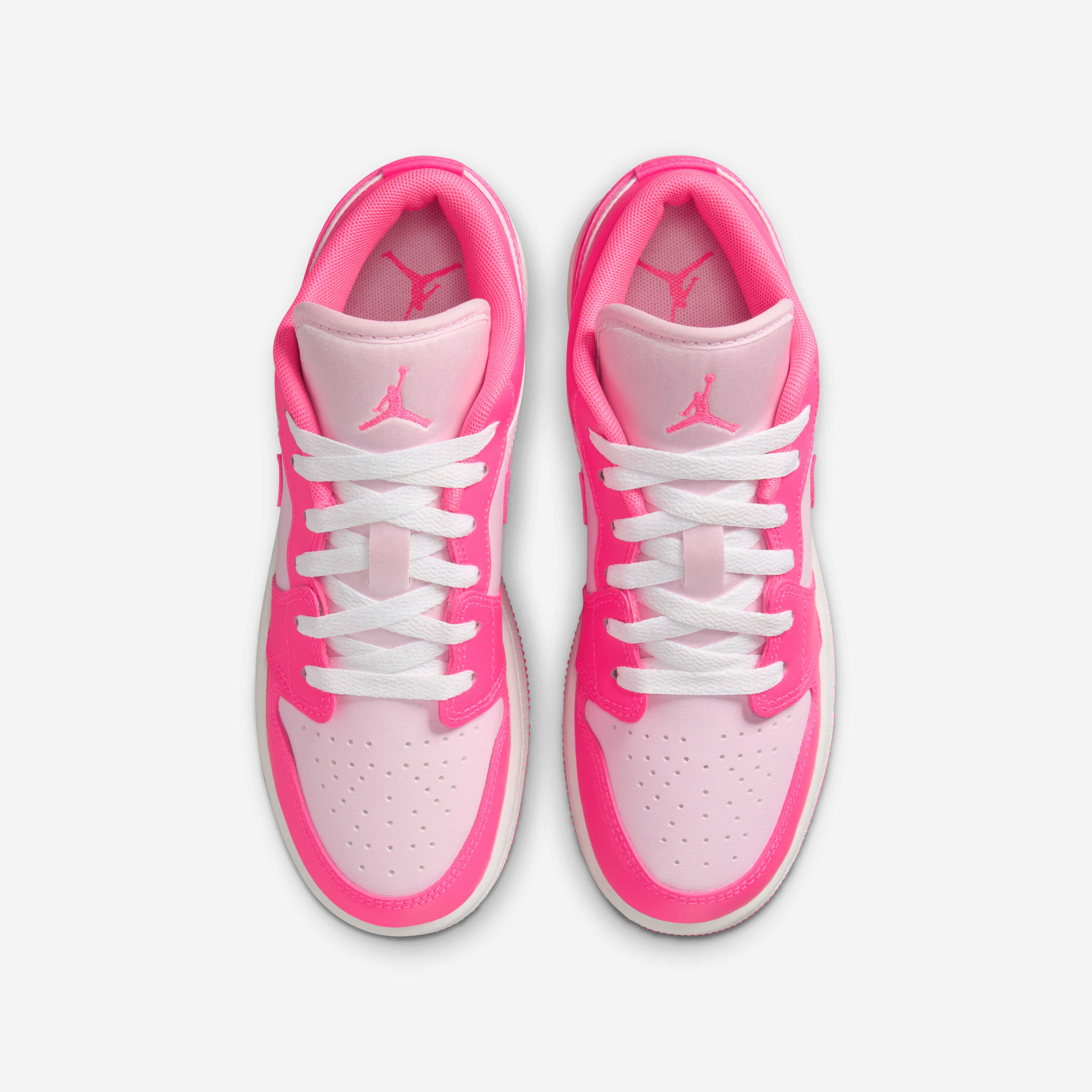 اير جوردن 1 لو image number 3