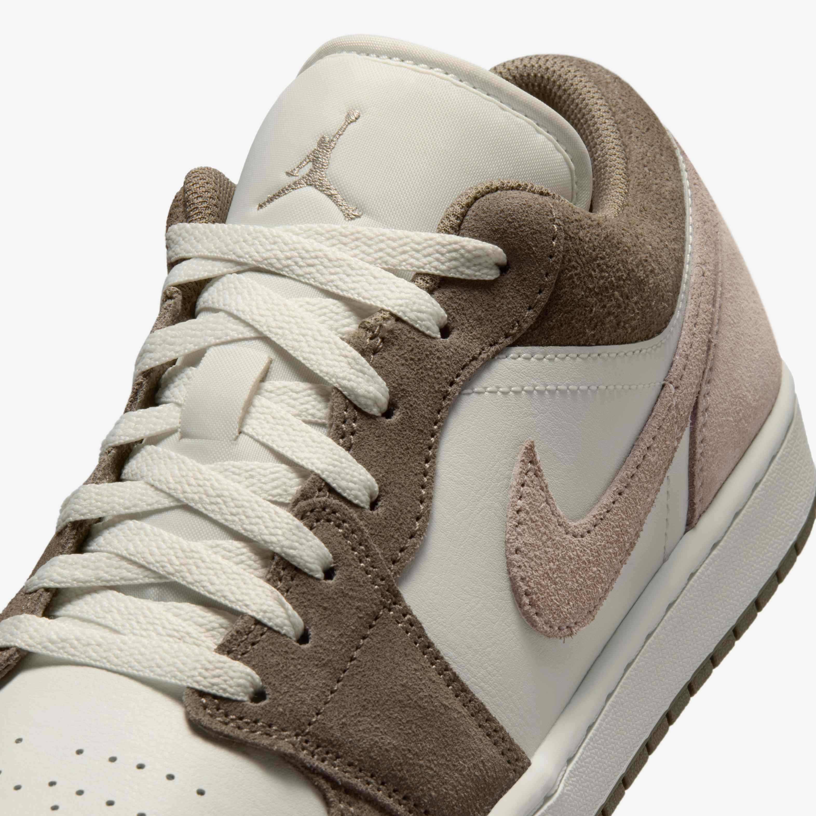 Air Jordan 1 Low image number 6