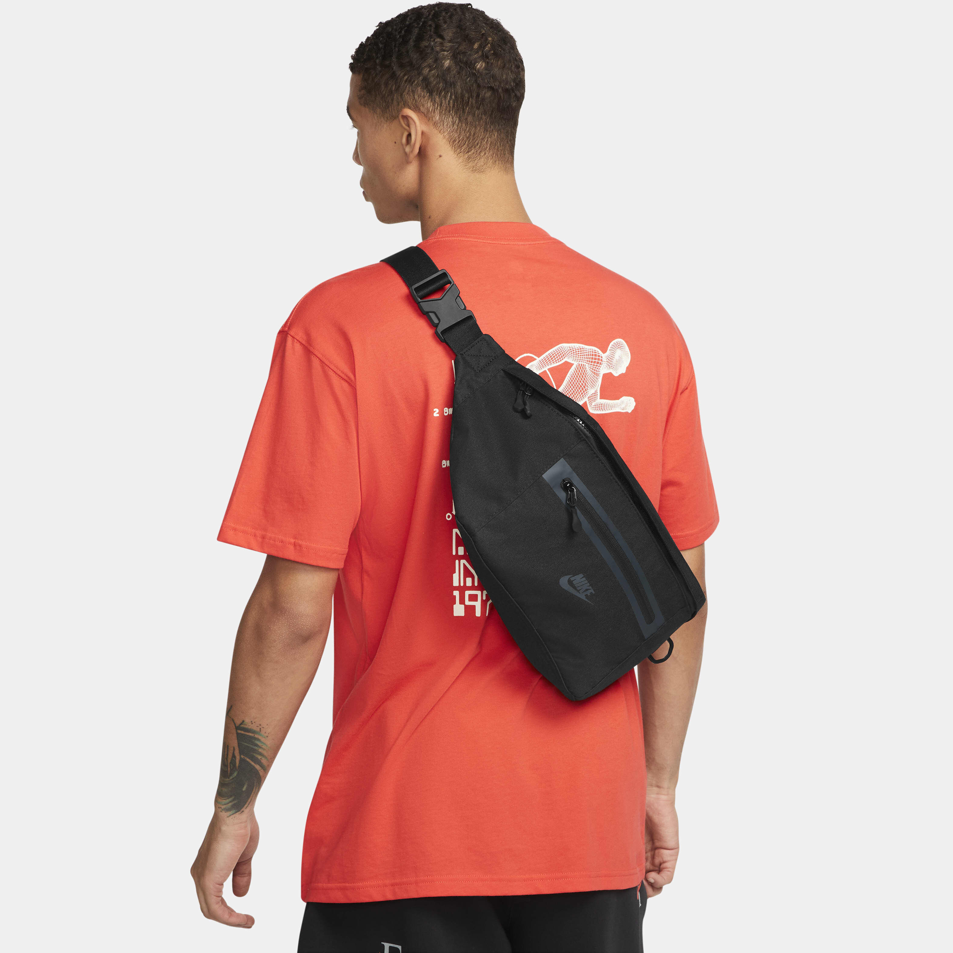 Shop Nike Crossbody Bags for Men Online in UAE Stylish Nike Bags