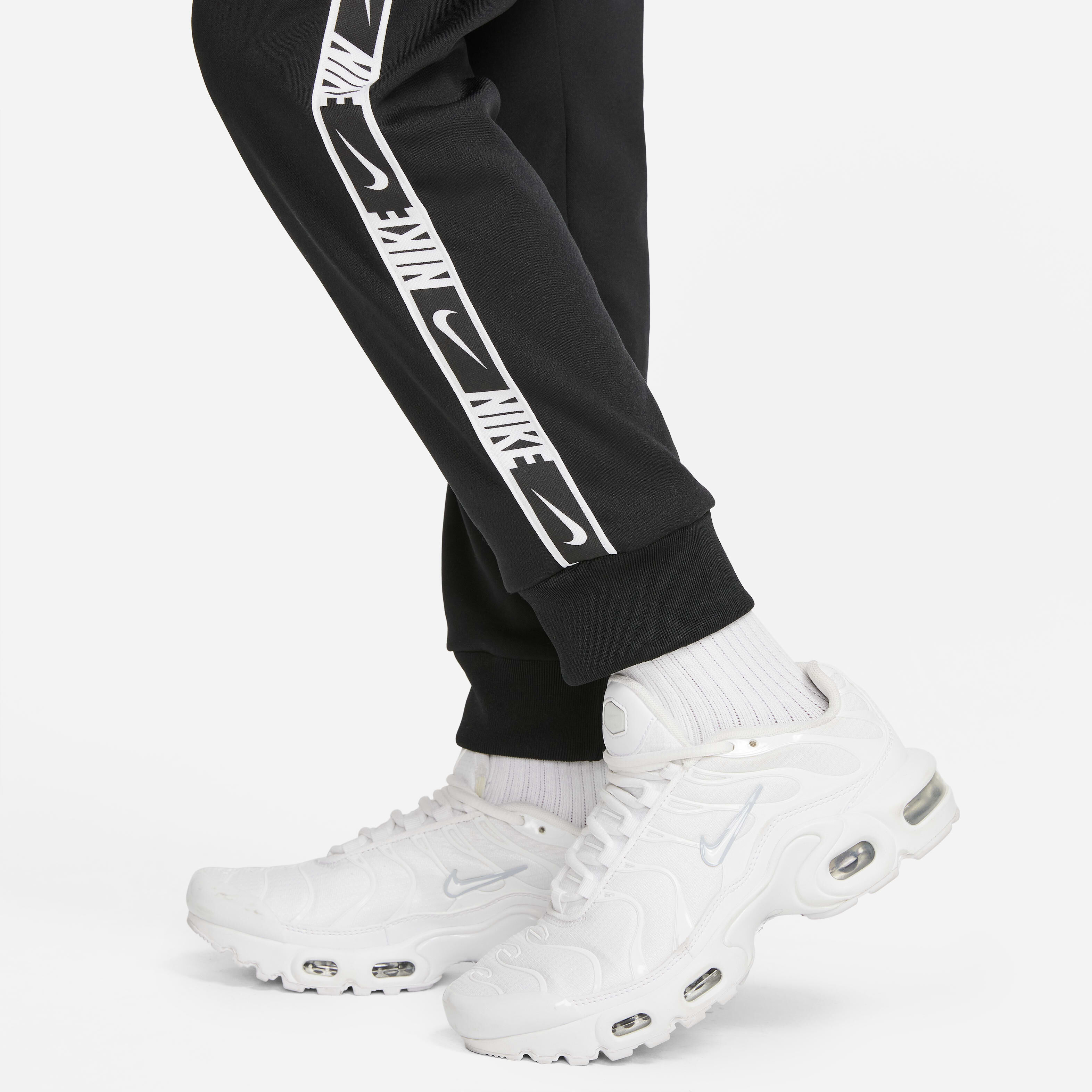 Big kids nike sweatpants deals