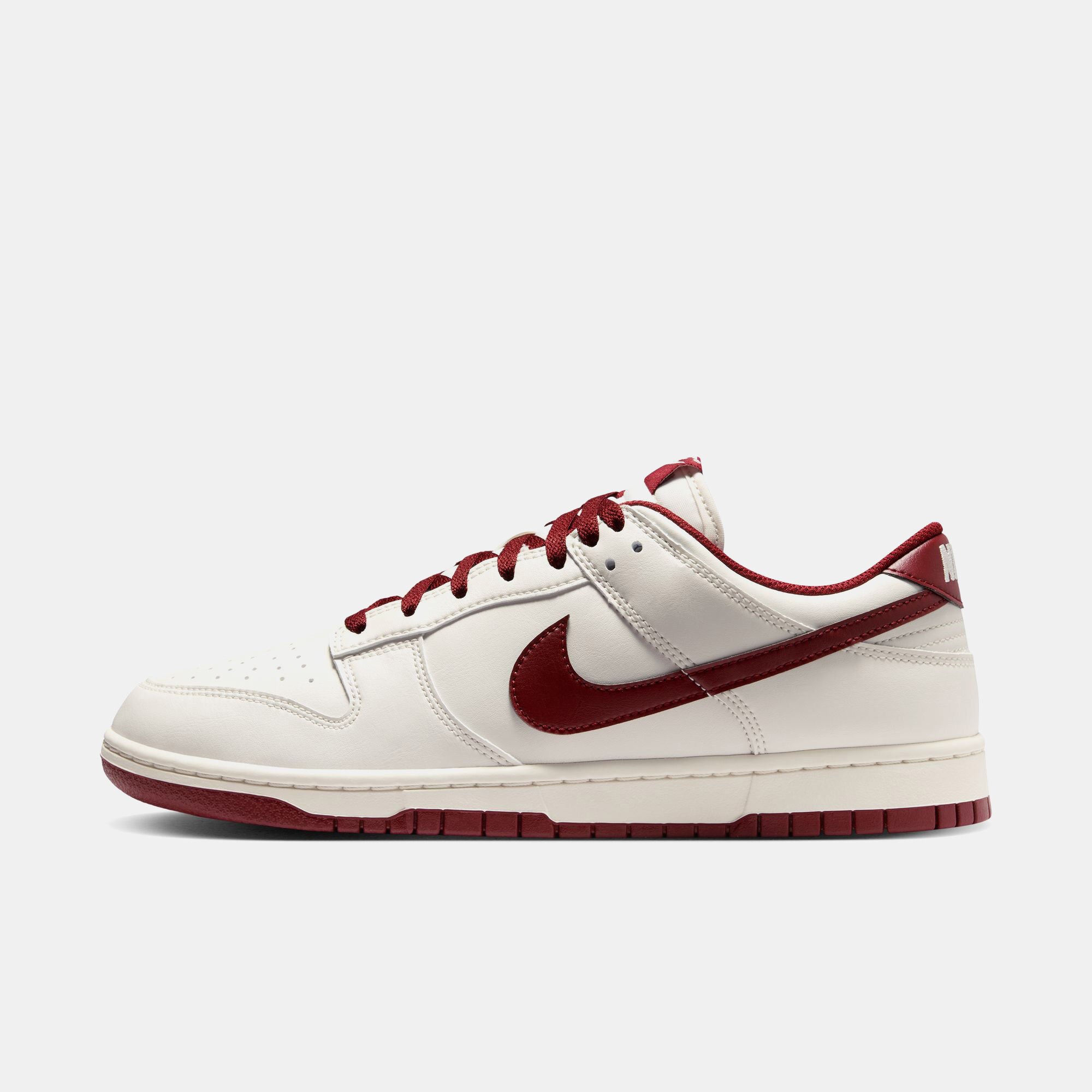 Nike Dunk Low Retro image number 0