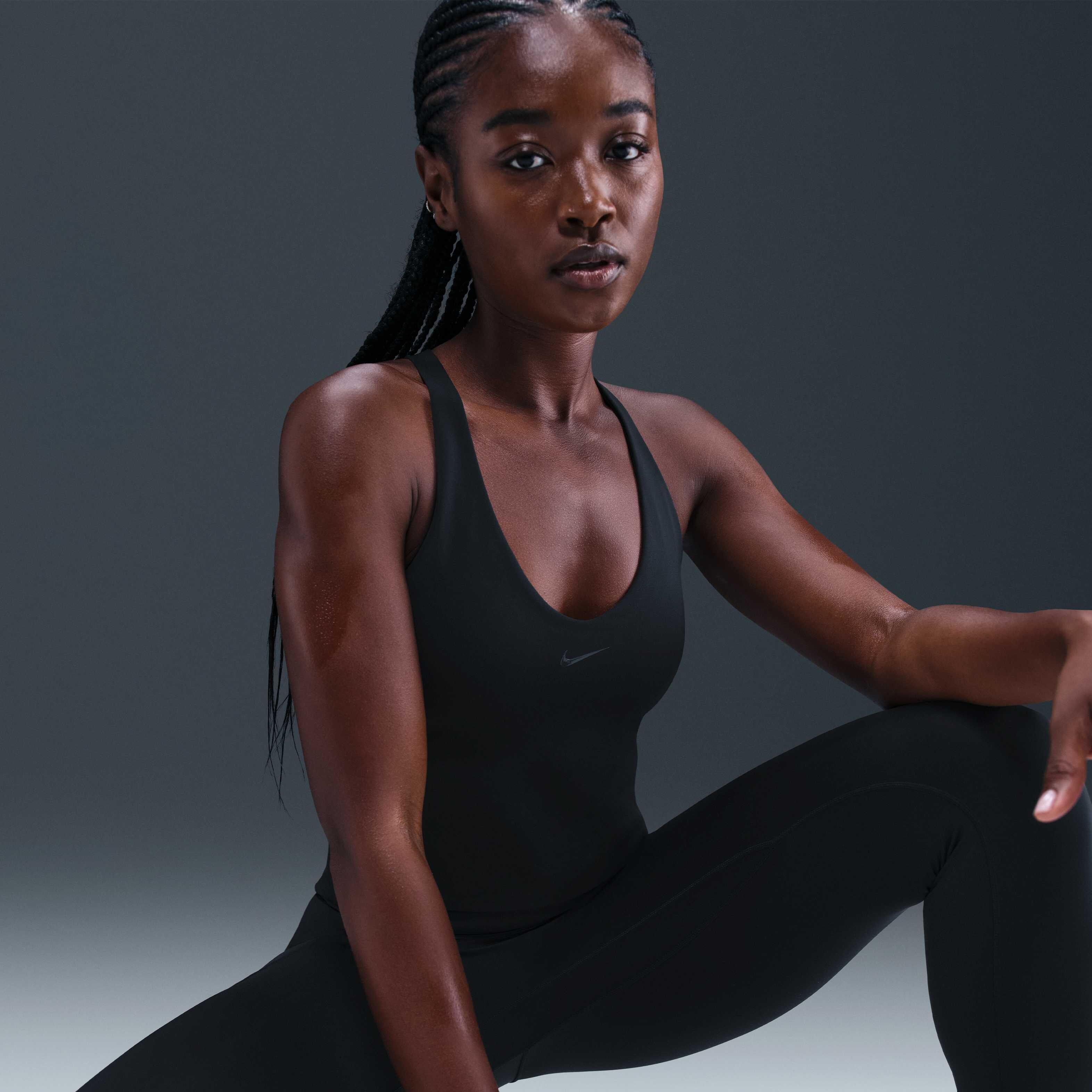 Nike Universa image number 2