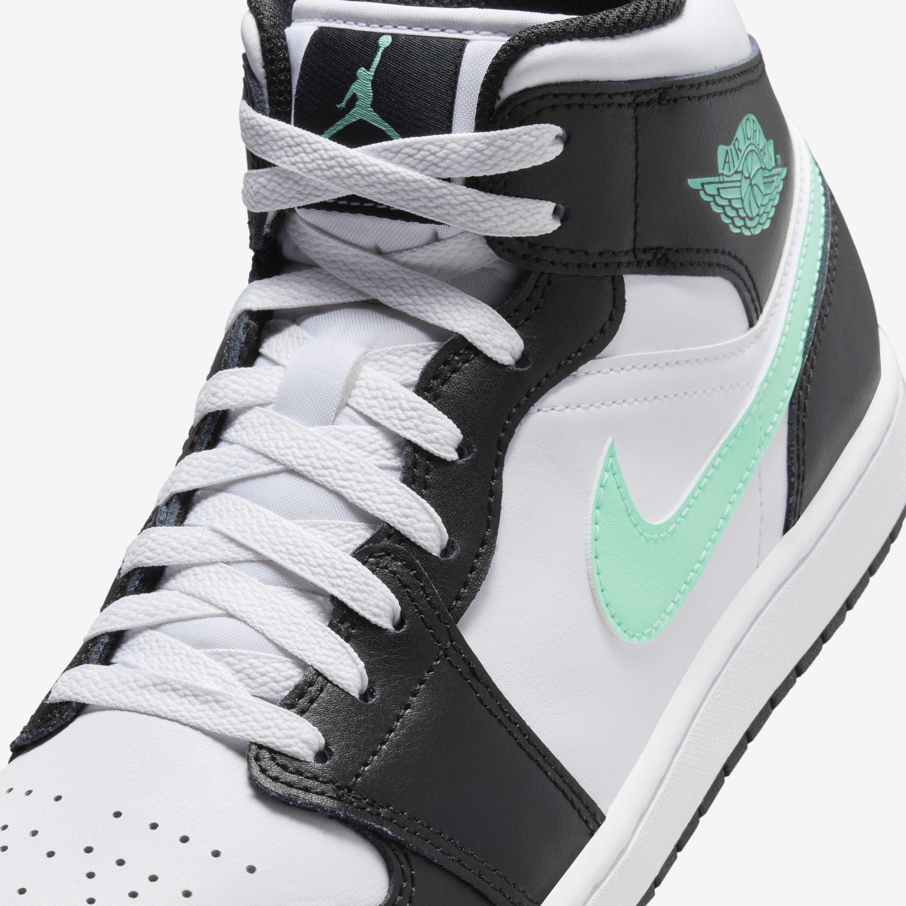 Nike jordan one mid clearance