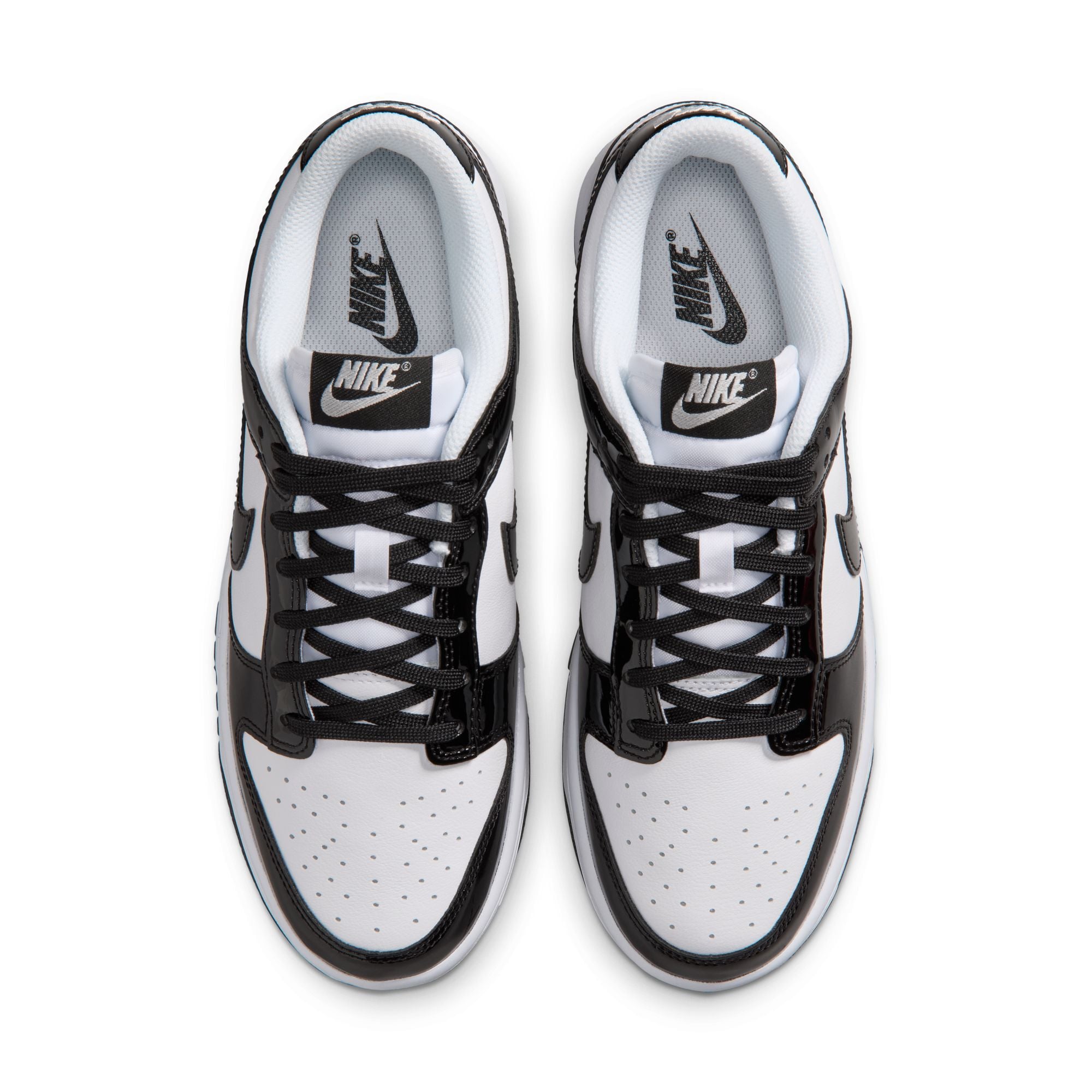 Nike Dunk Low SE Patent Leather image number 3