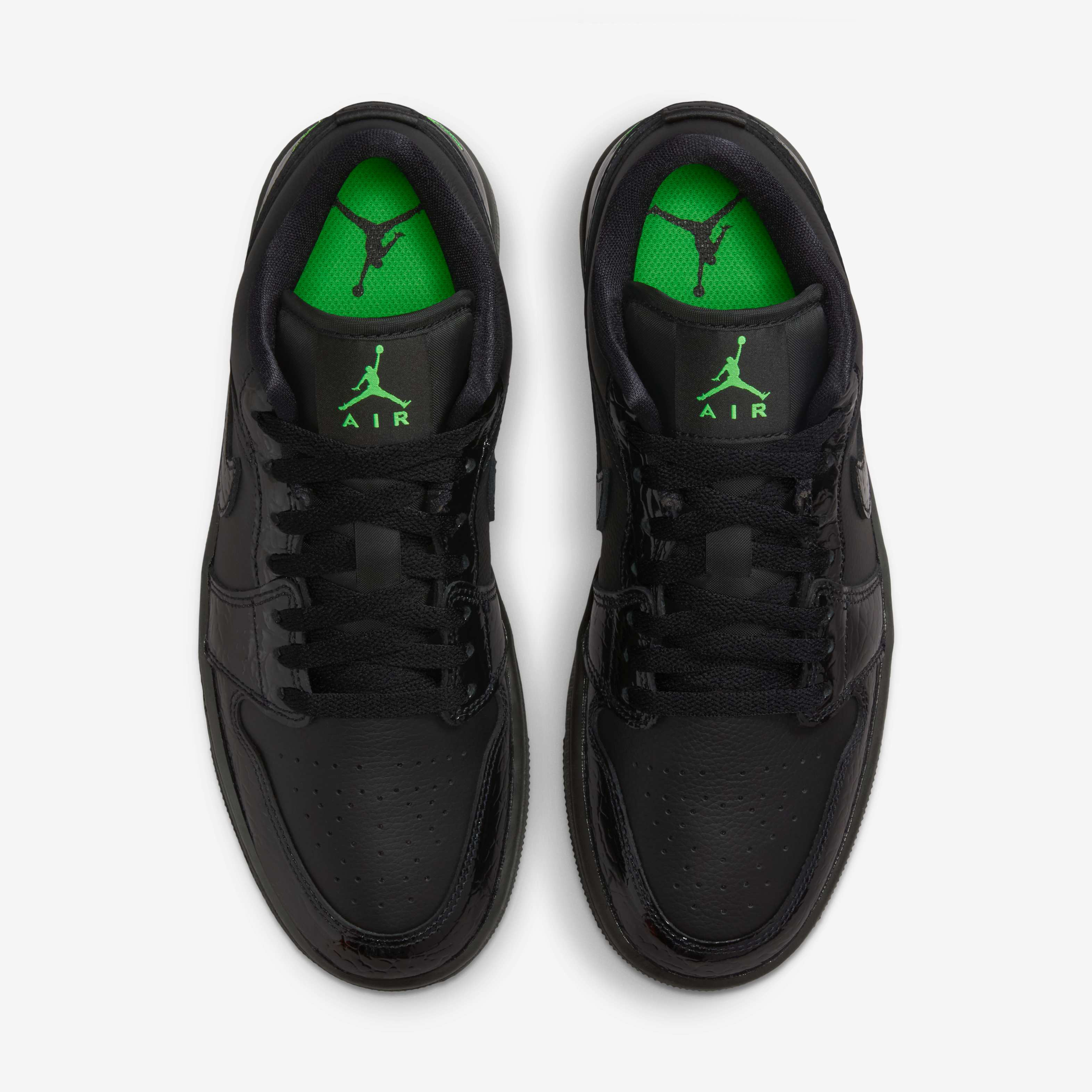 اير جوردن 1 لو SE image number 3