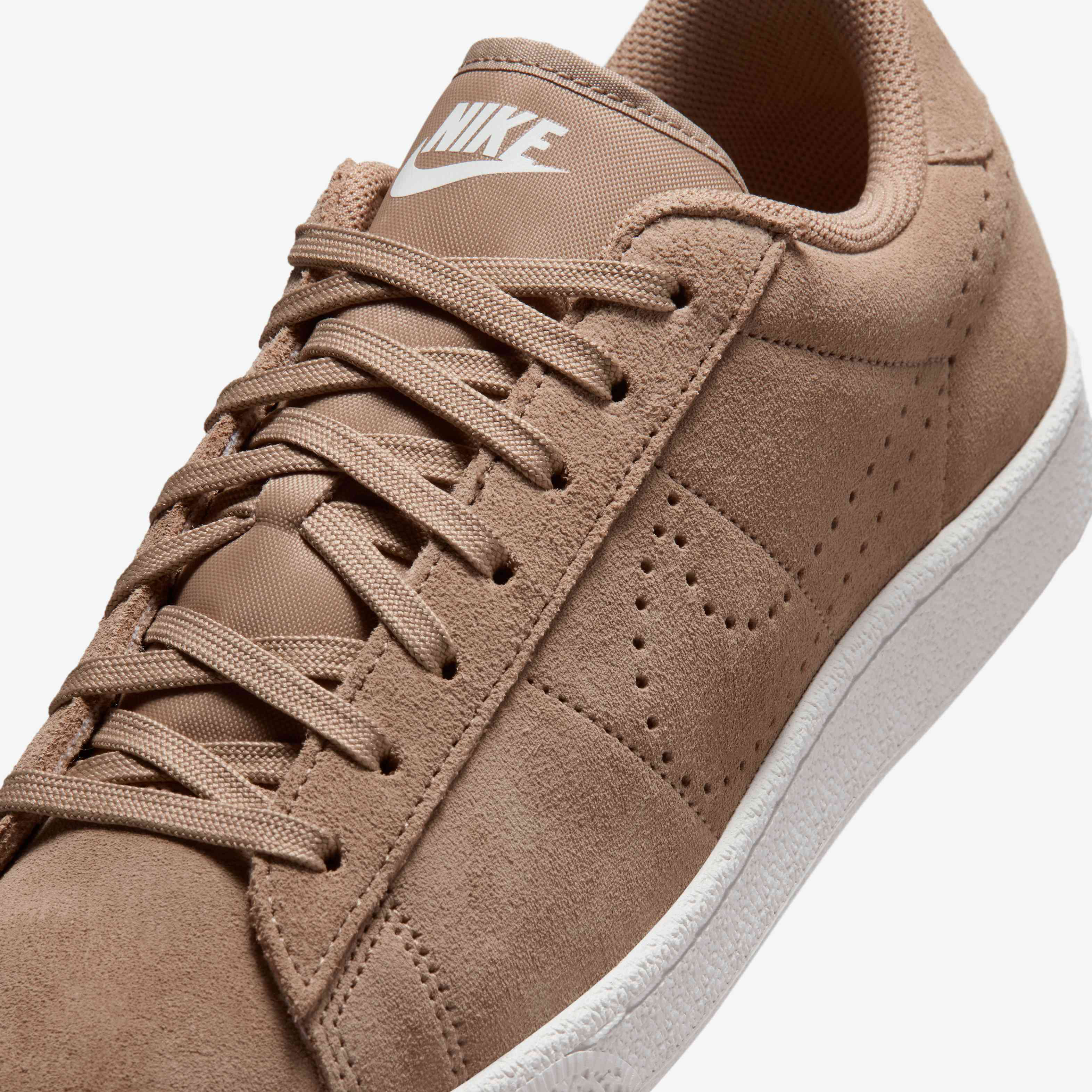 Nike Tennis Classic image number 6