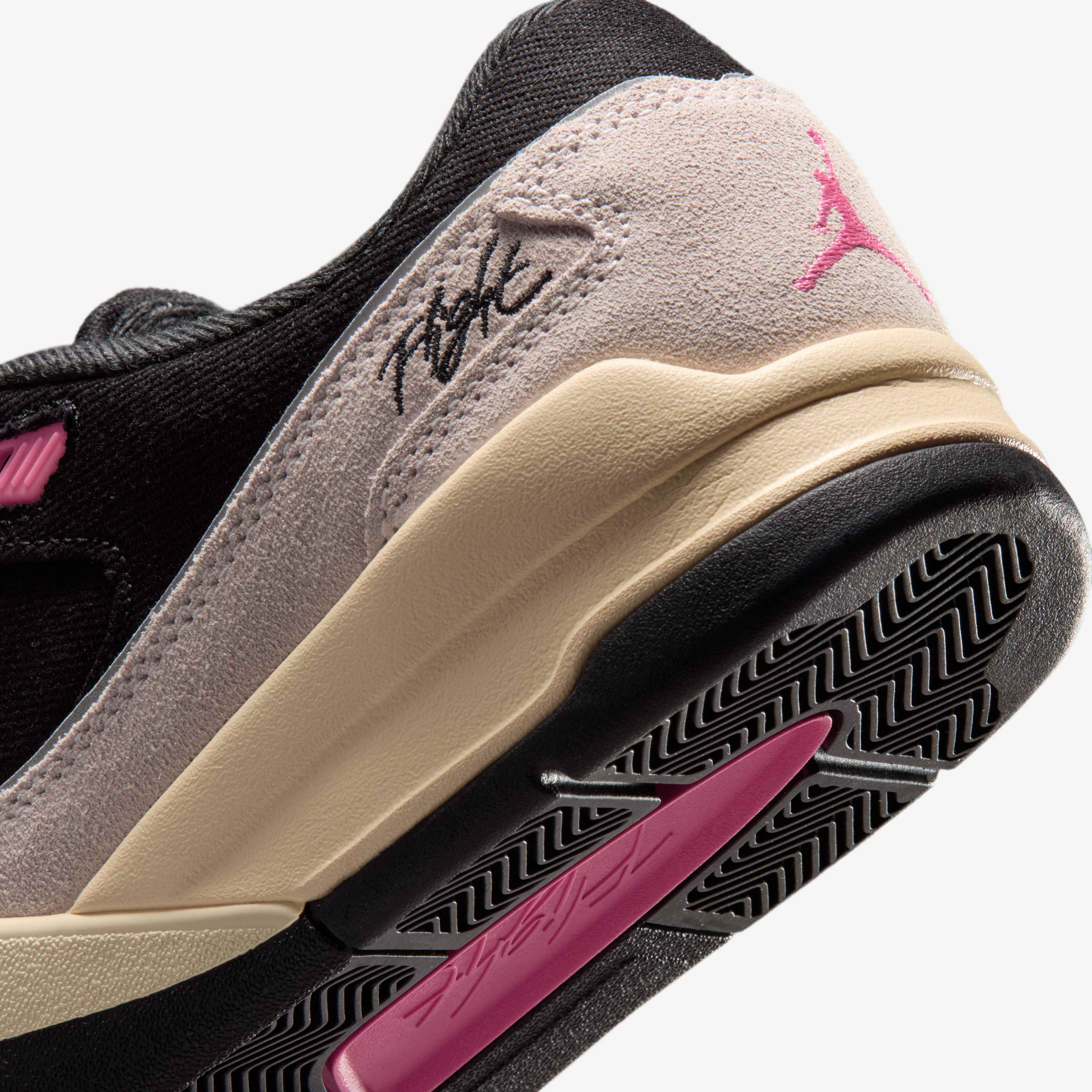 Jordan Flight Court SE image number 7