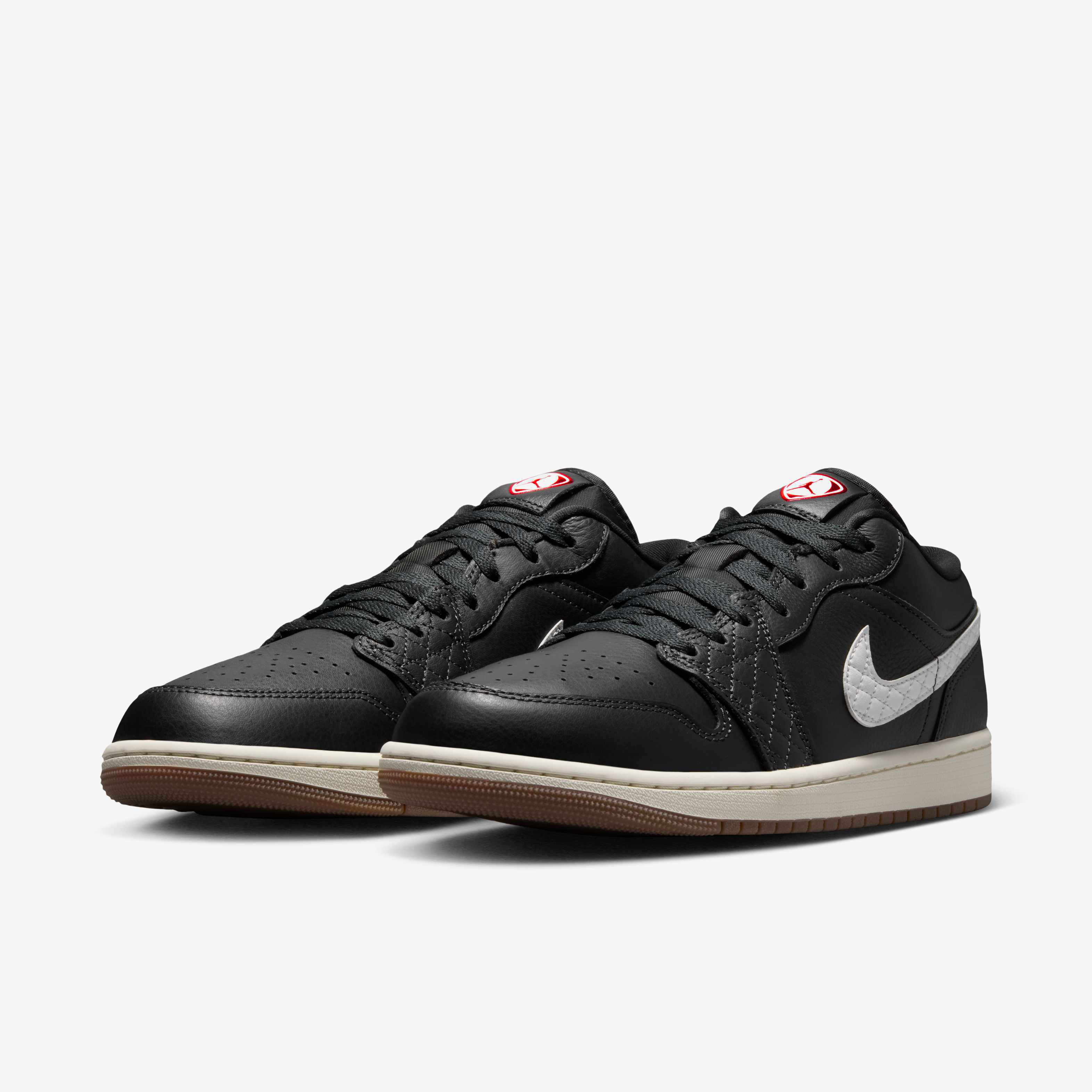 Air Jordan 1 Low SE image number 4