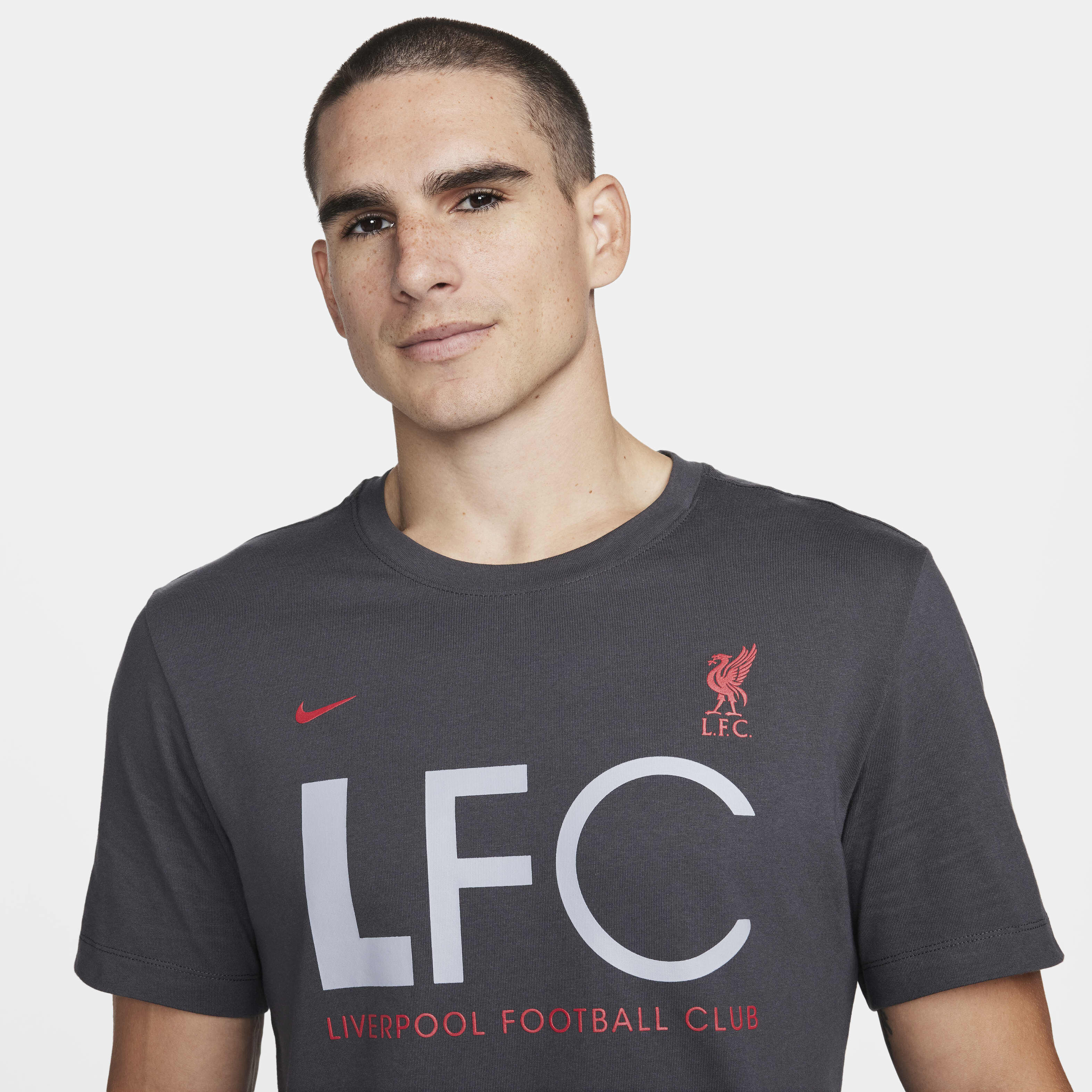 Liverpool F.C. Mercurial image number 2
