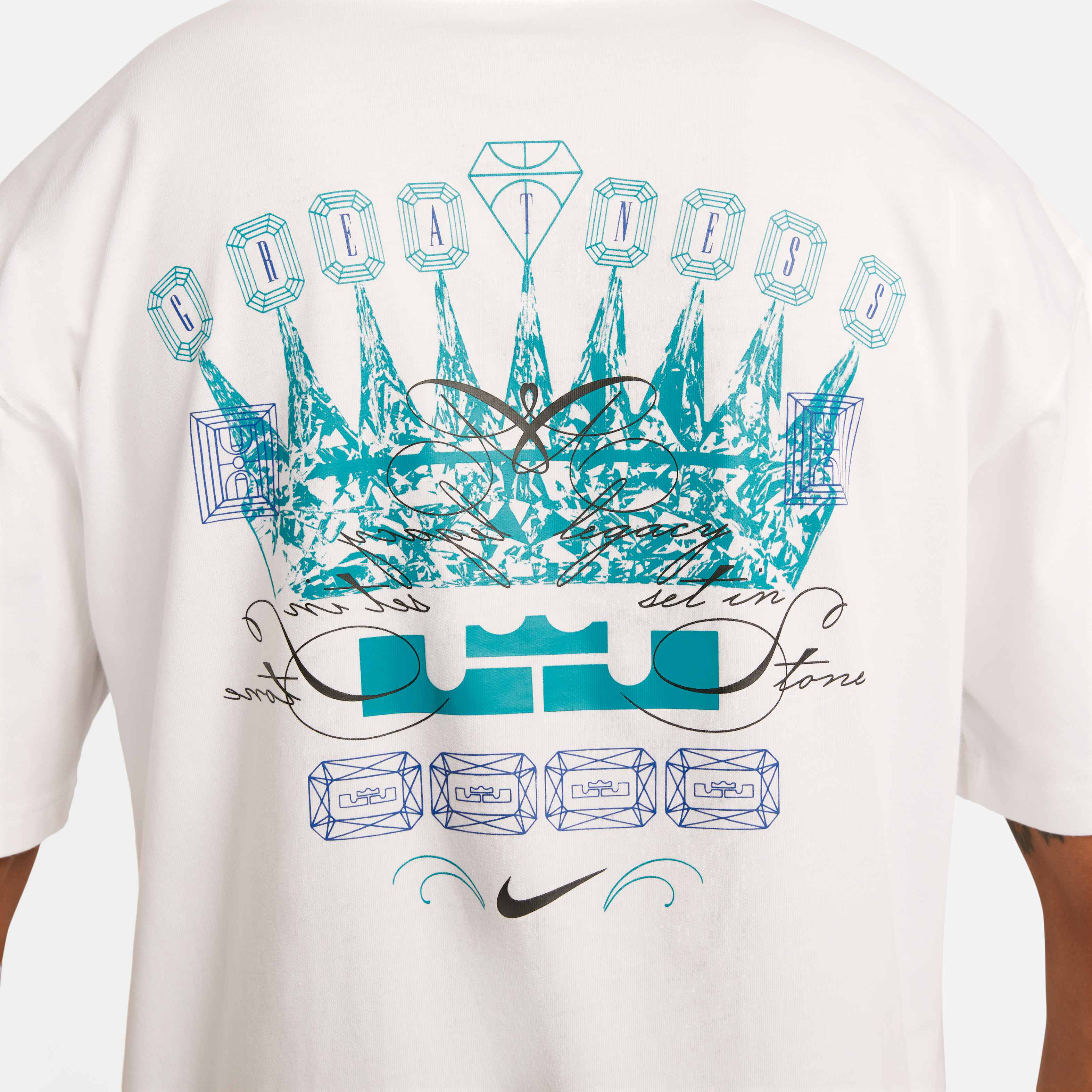 ليبرون image number 4