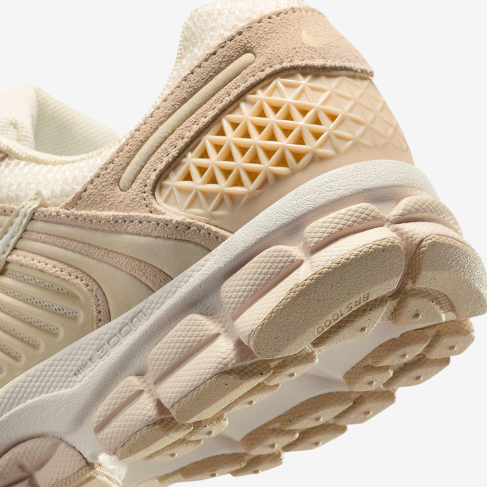 نايكي زووم فوميرو 5 image number 7 نايكي زووم فوميرو 5 image number 7