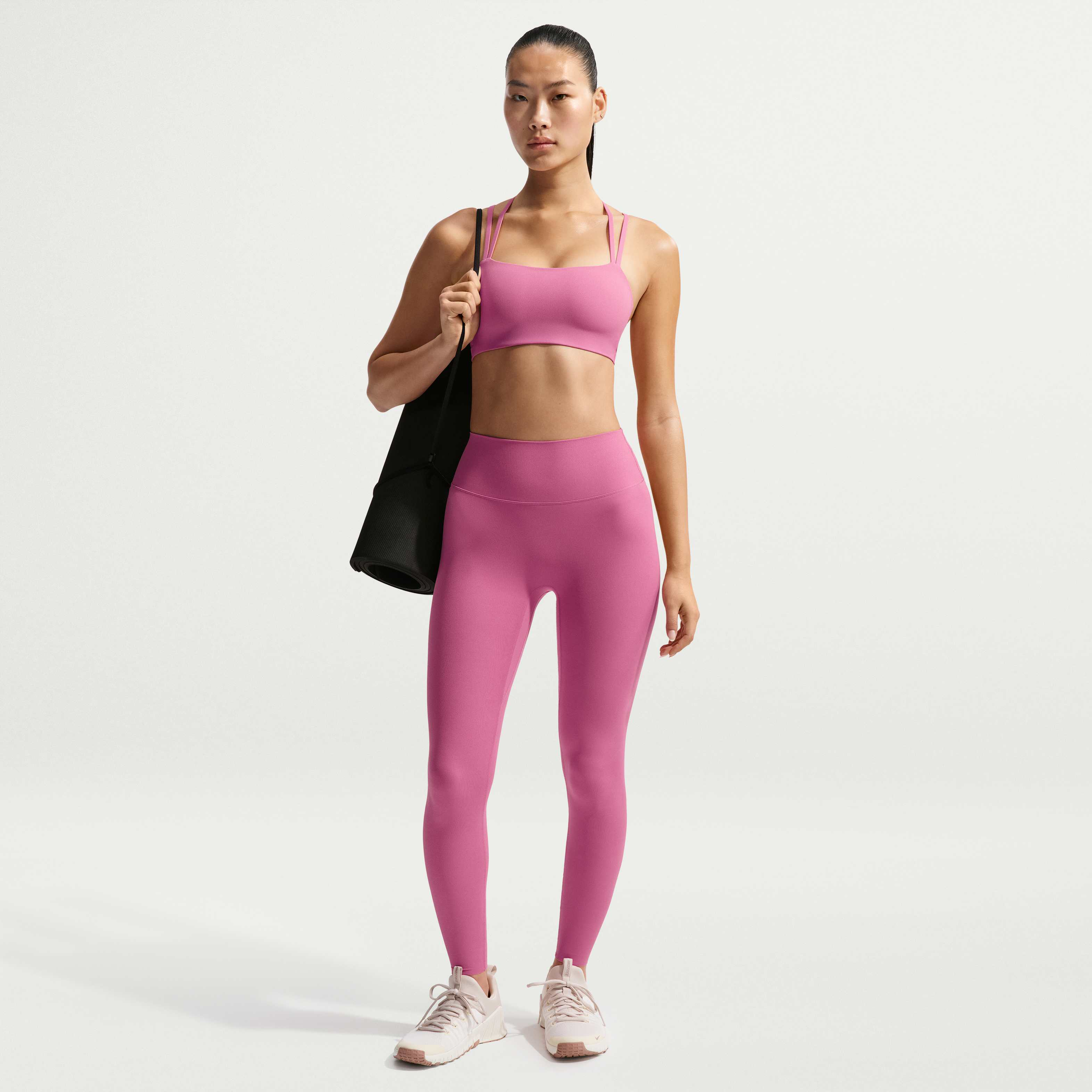 Nike Zenvy Strappy image number 3