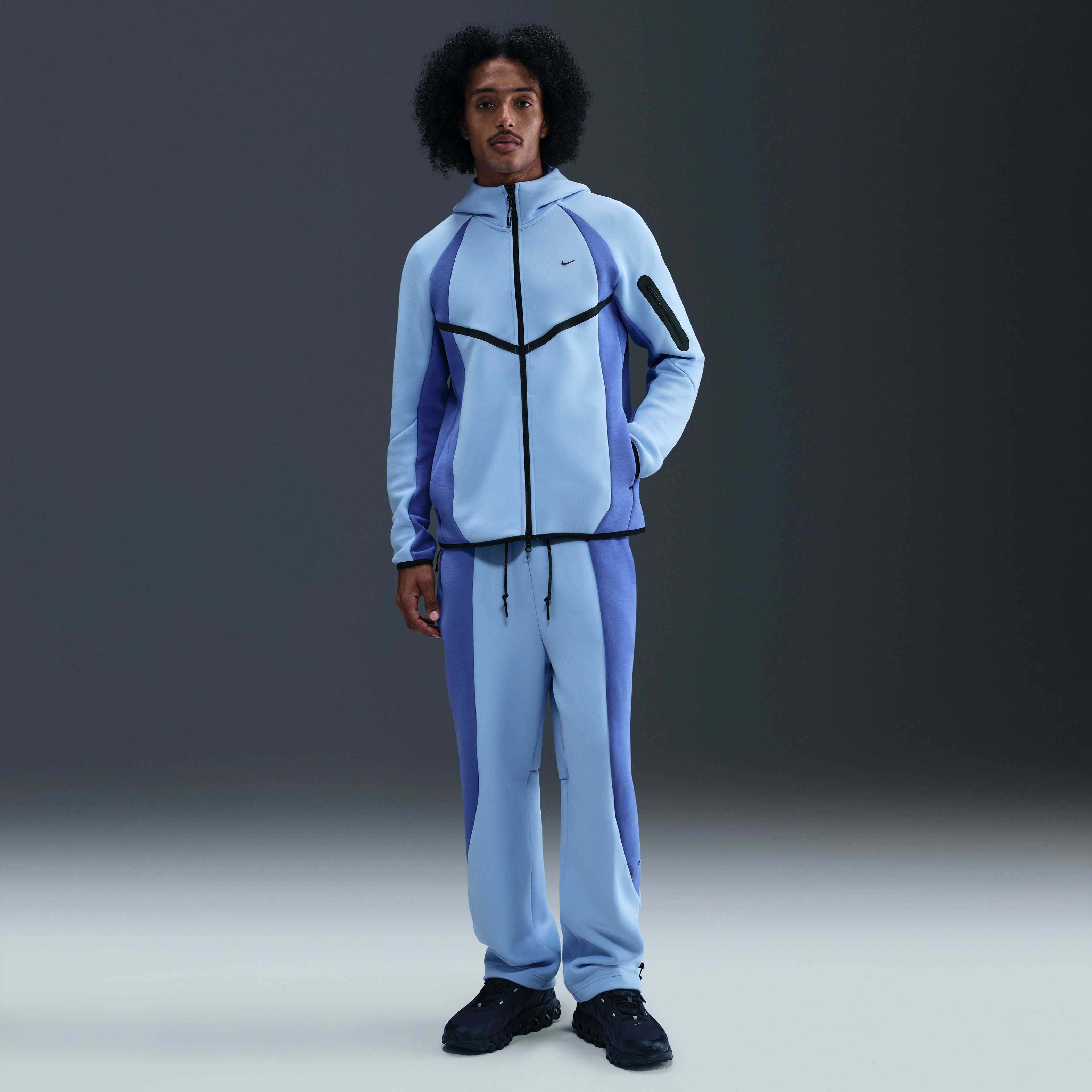 Nike Tech image number 3