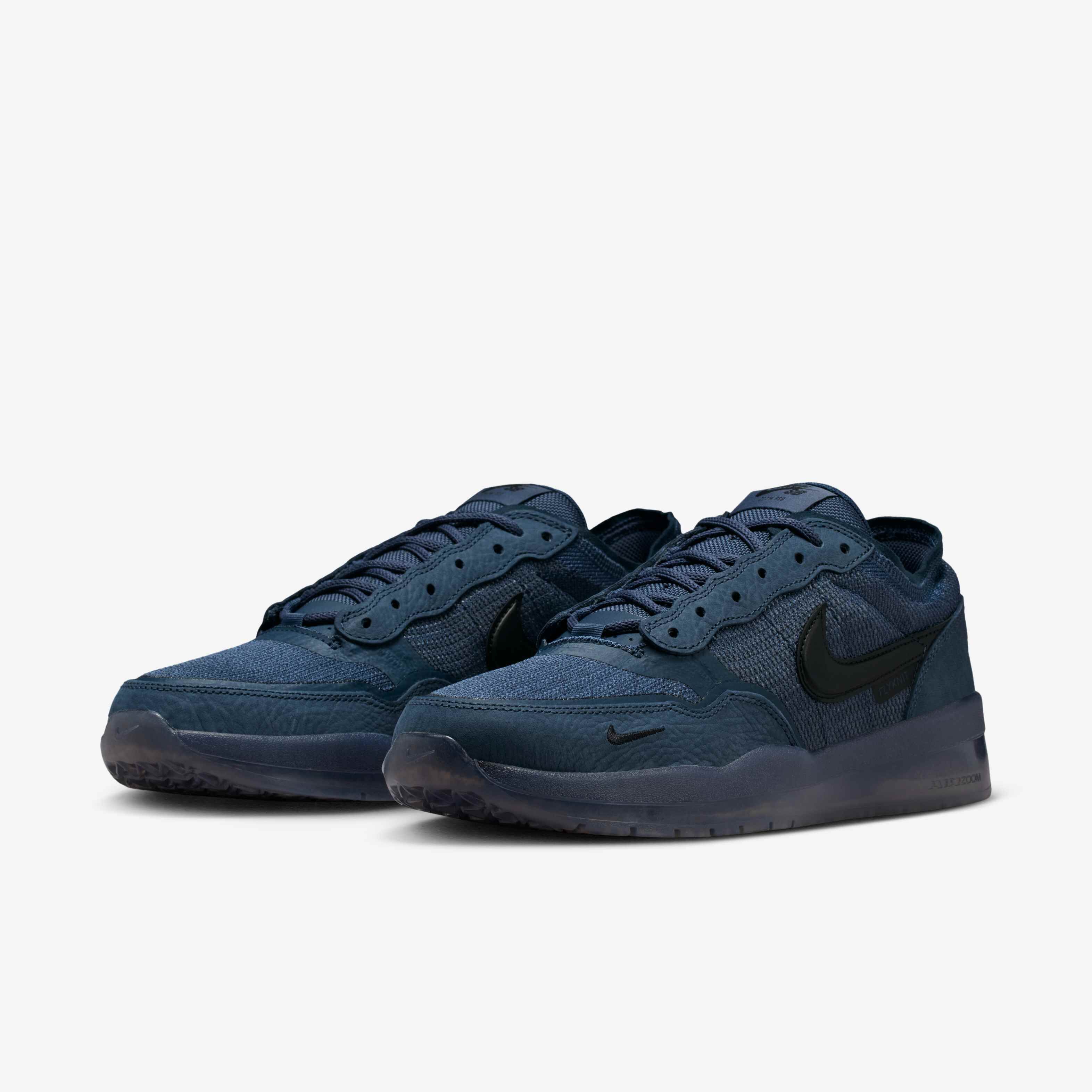 Nike SB PS8 image number 4