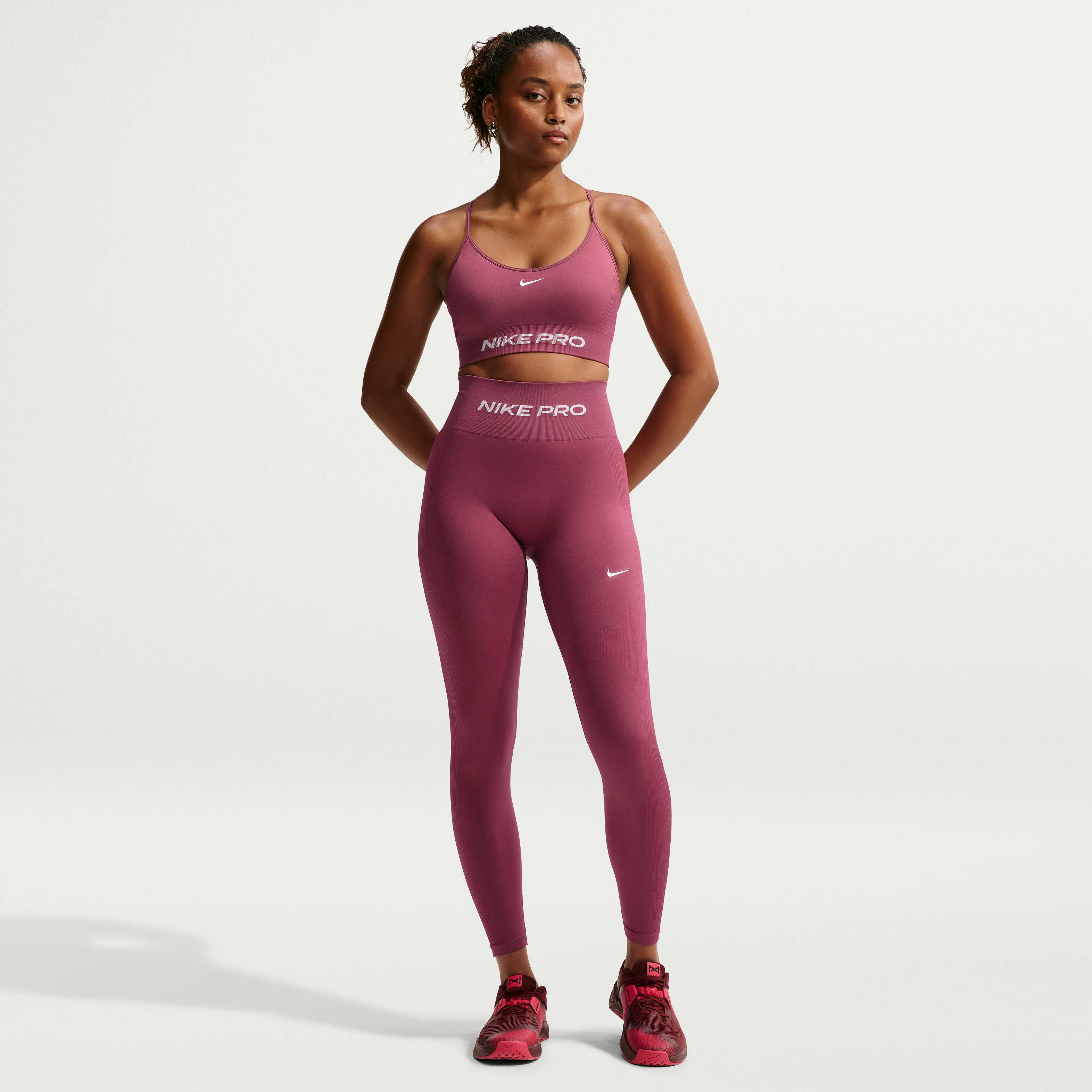 Nike Pro Seamless image number 3
