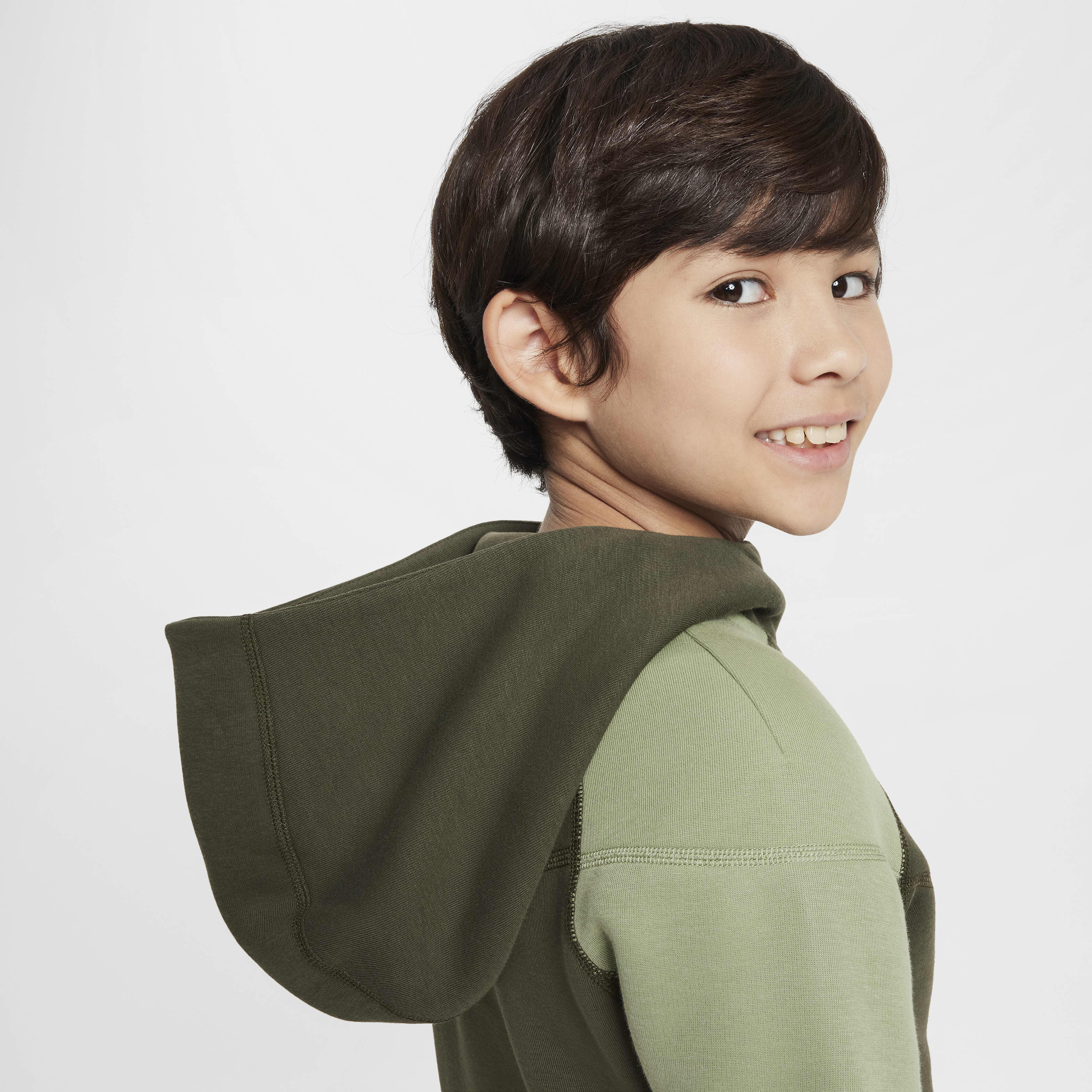 نايكي سبورتسوير تك فليس image number 4