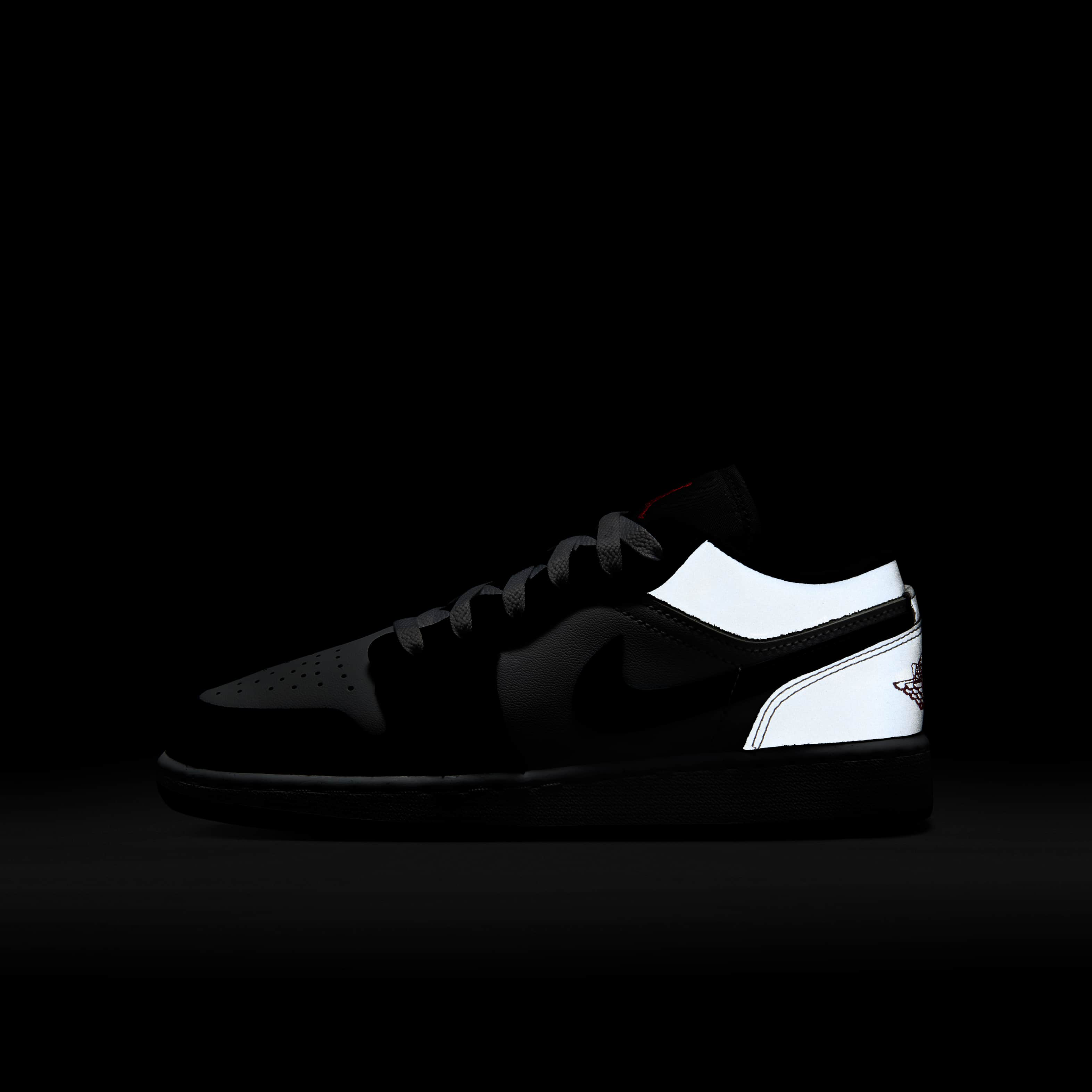 اير جوردن 1 لو SE image number 9