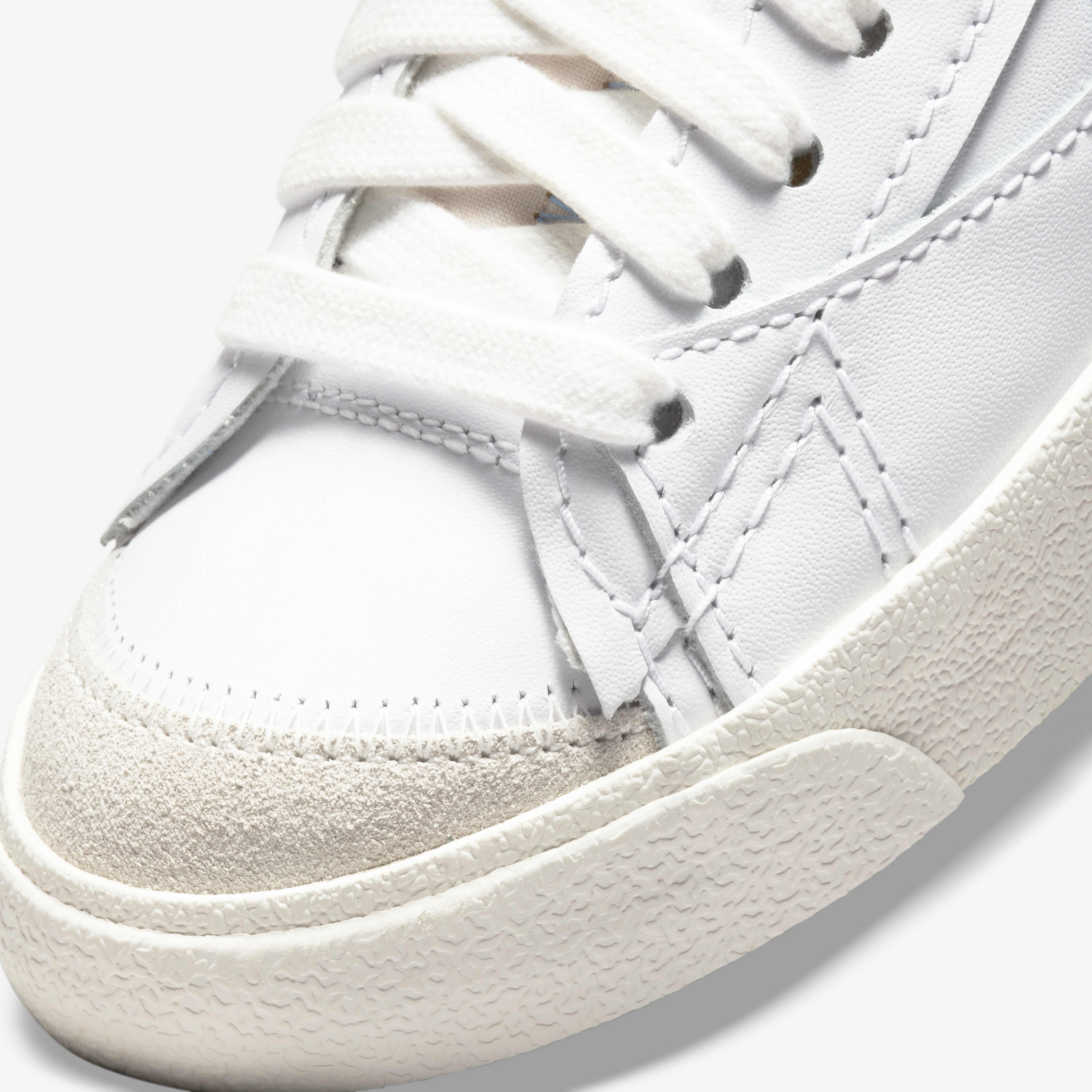 نايكي بليزر لو '77 جامبو image number 6