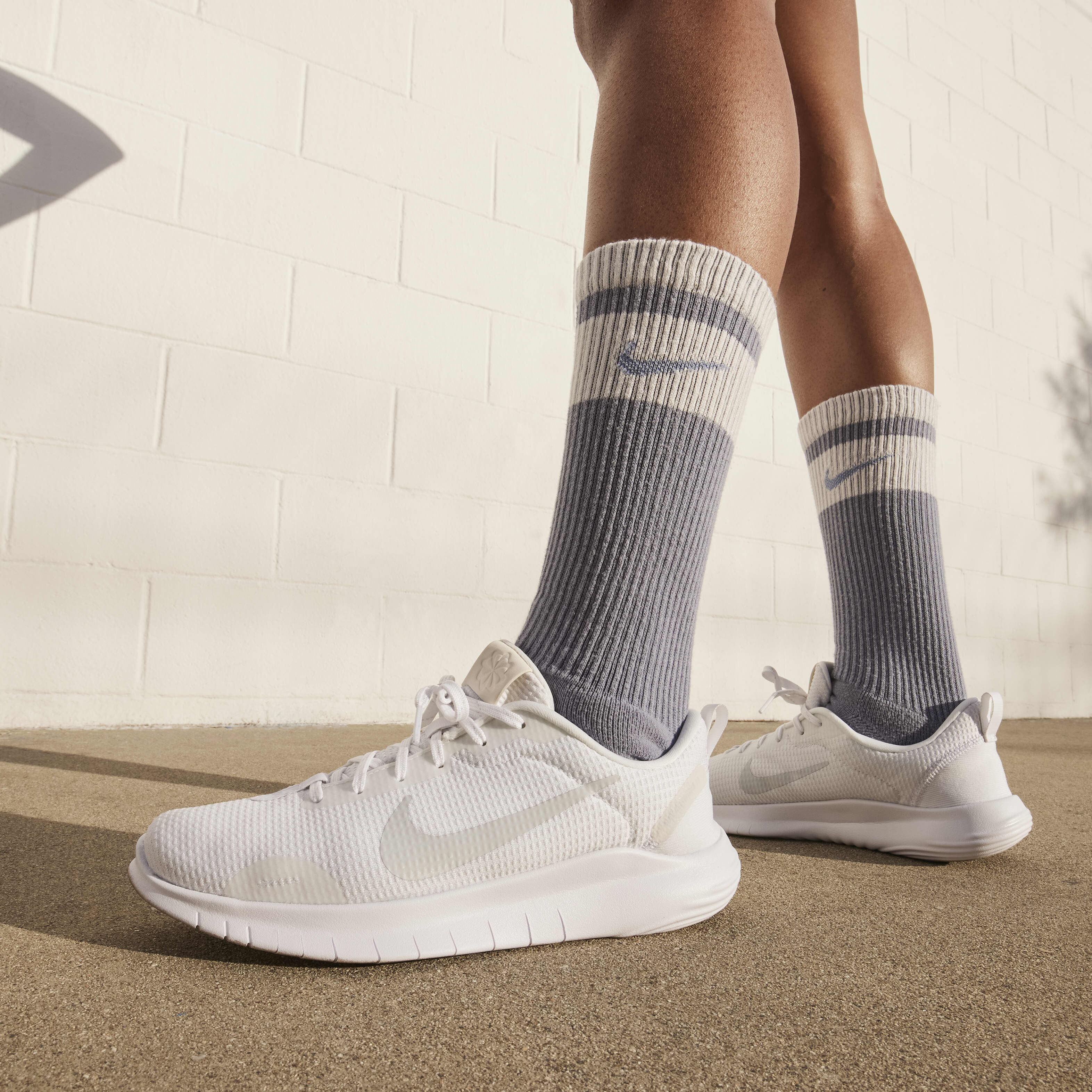 Nike flex 217 rn women's white online