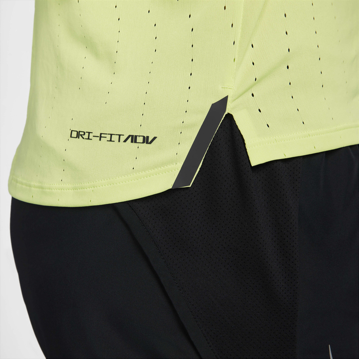 Nike Dri-FIT ADV AeroSwift image number 3 Nike Dri-FIT ADV AeroSwift image number 3