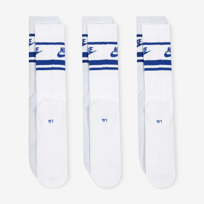 Nike Sportswear Dri-FIT Everyday Essential image number 2 Nike Sportswear Dri-FIT Everyday Essential image number 2