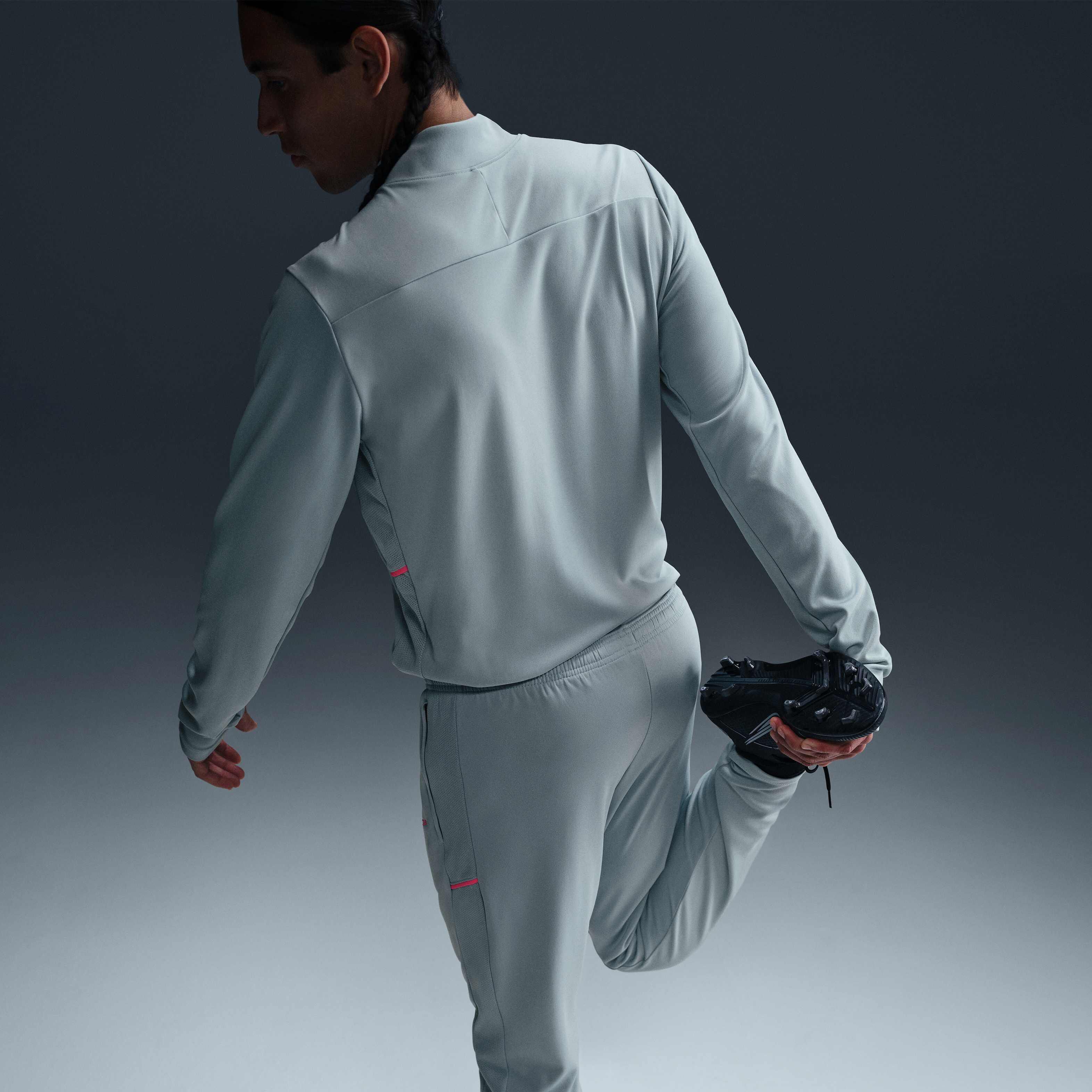 نايكي أكاديمي image number 2