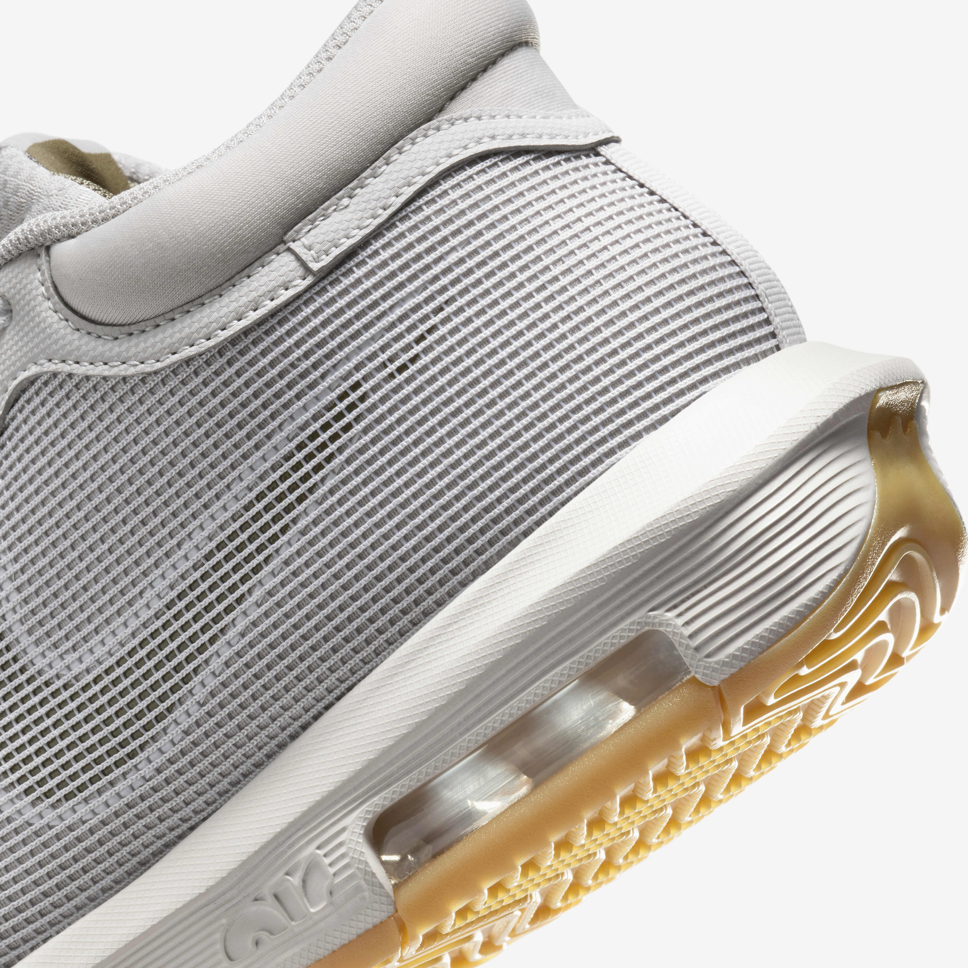 ليبرون ويتنس 8 image number 7