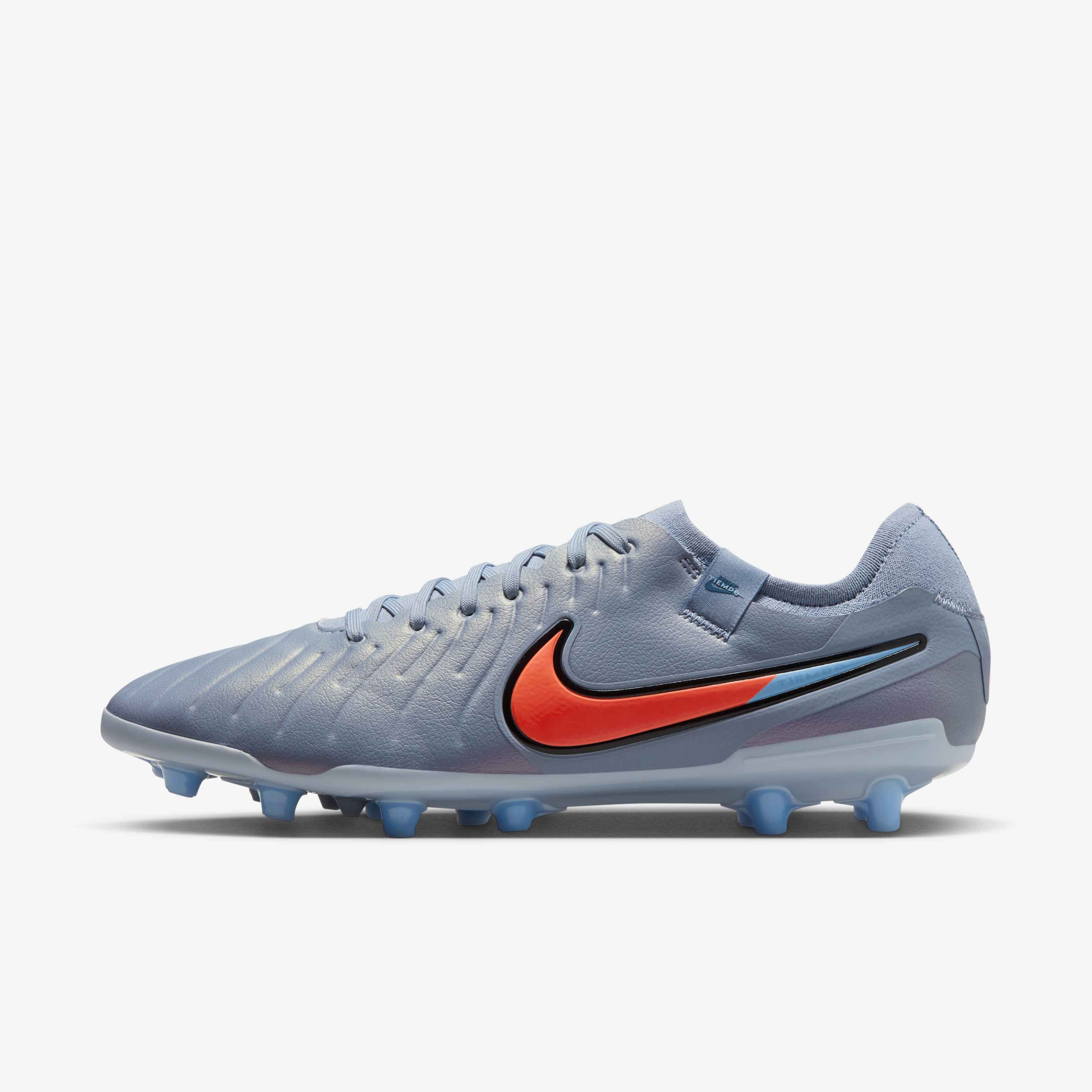 new nike tiempo football boots