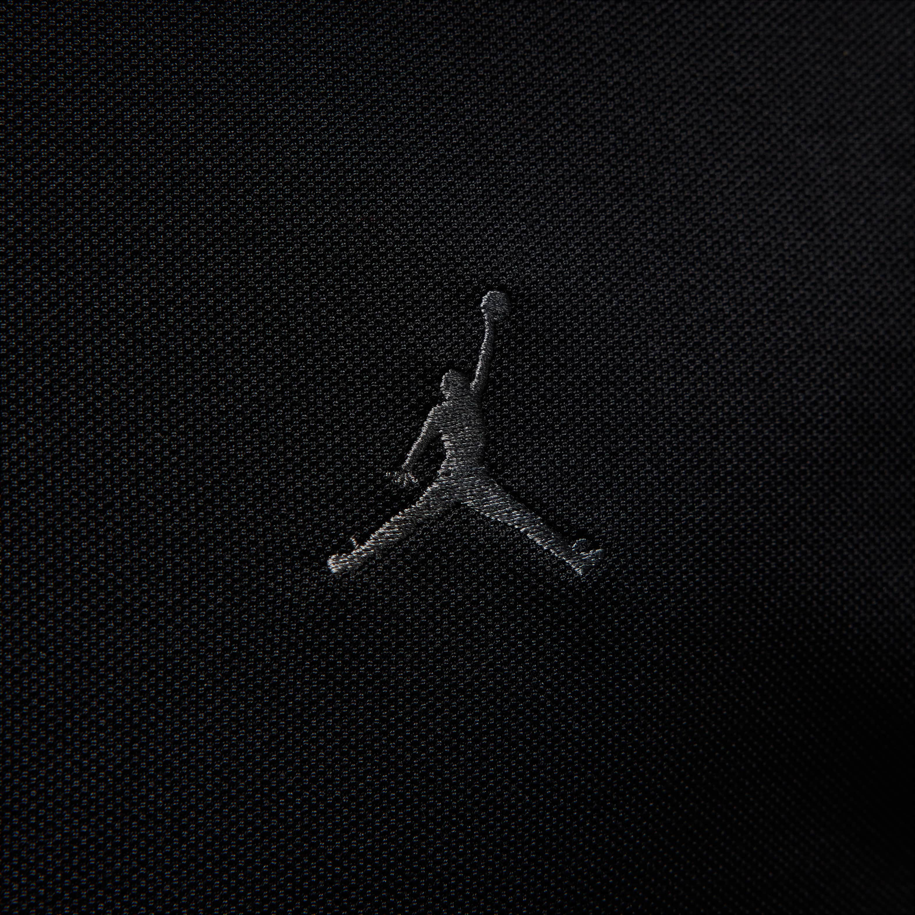 Jordan Brooklyn image number 3