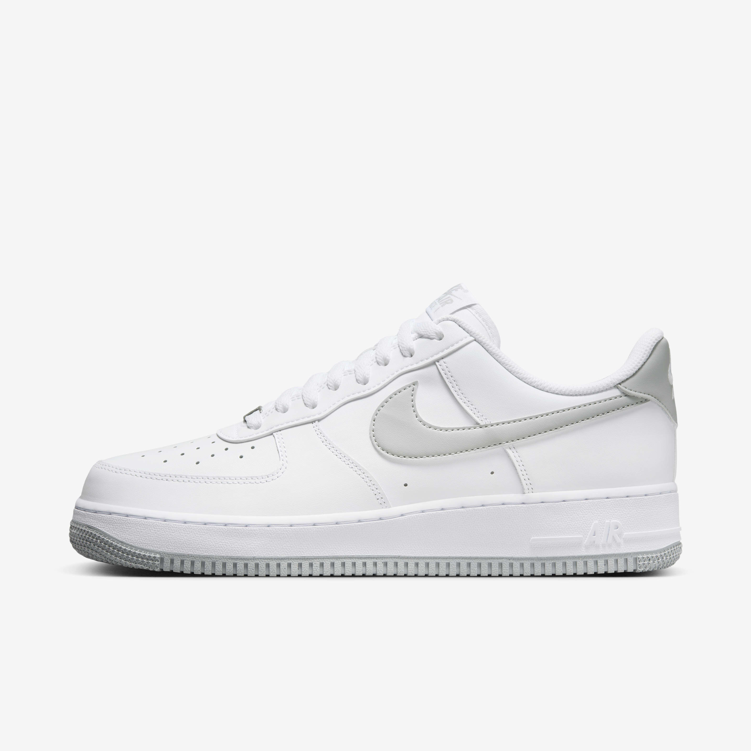 Nike Air Force 1 '07 image number 0