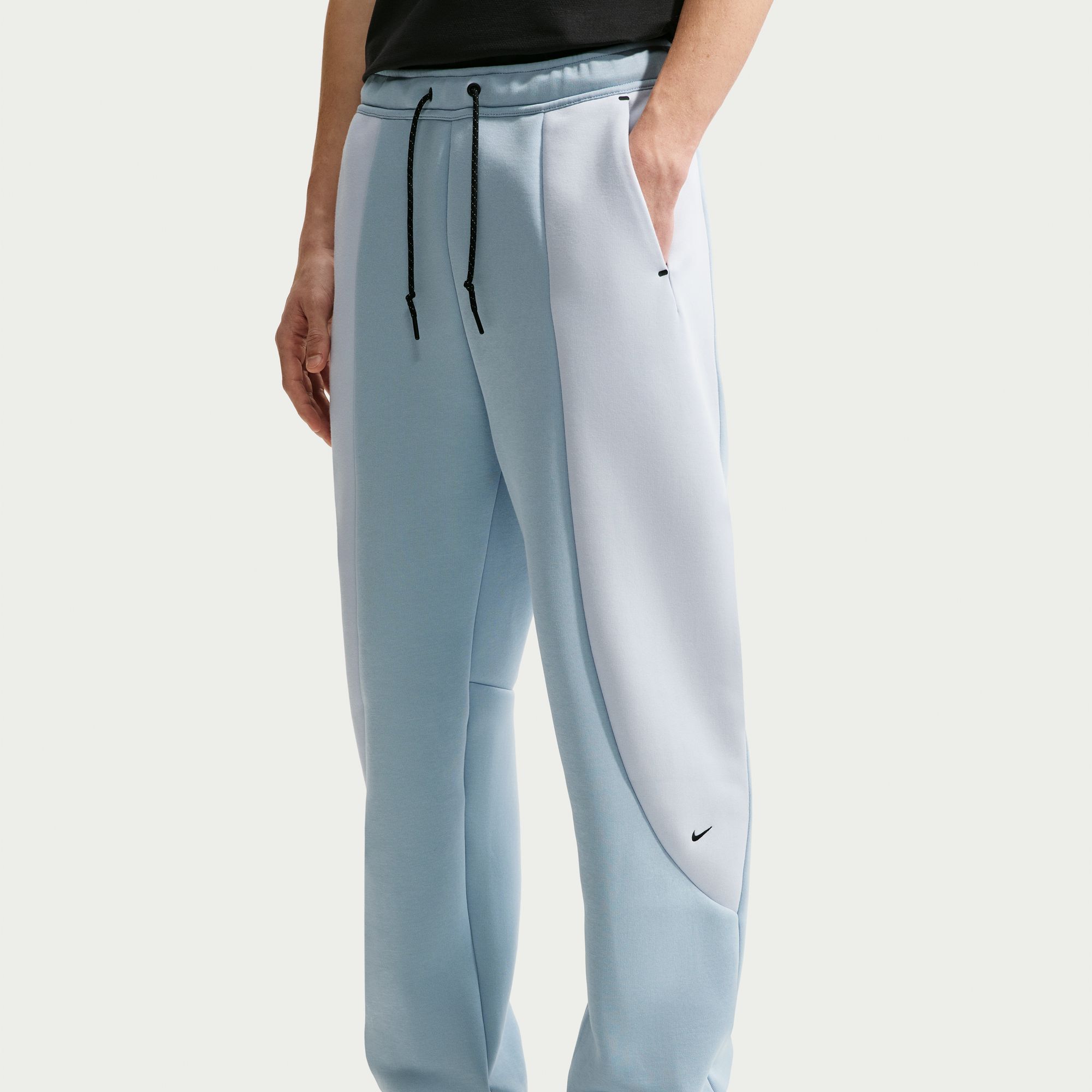 Nike Tech image number 2