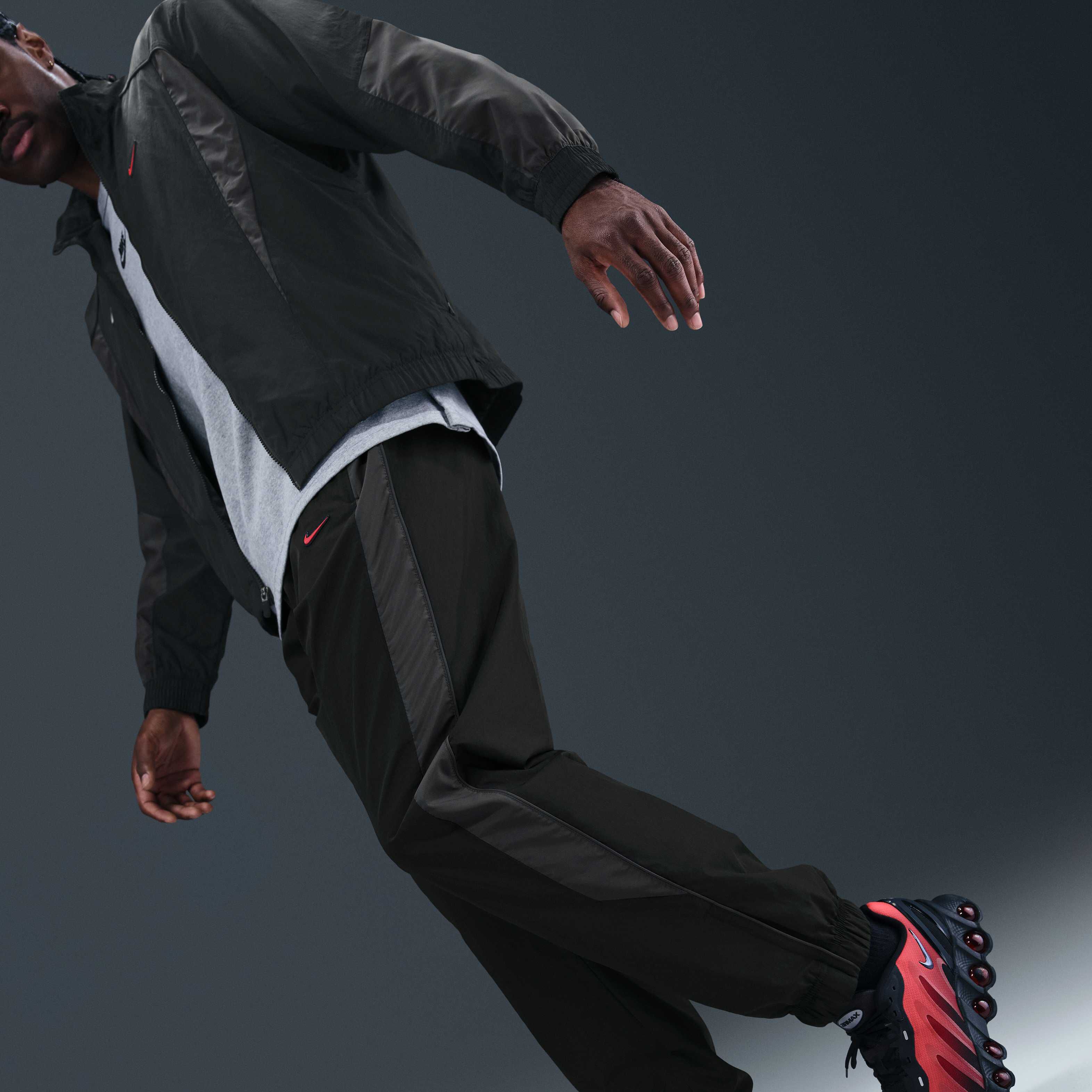 نايكي سبورتسوير image number 4