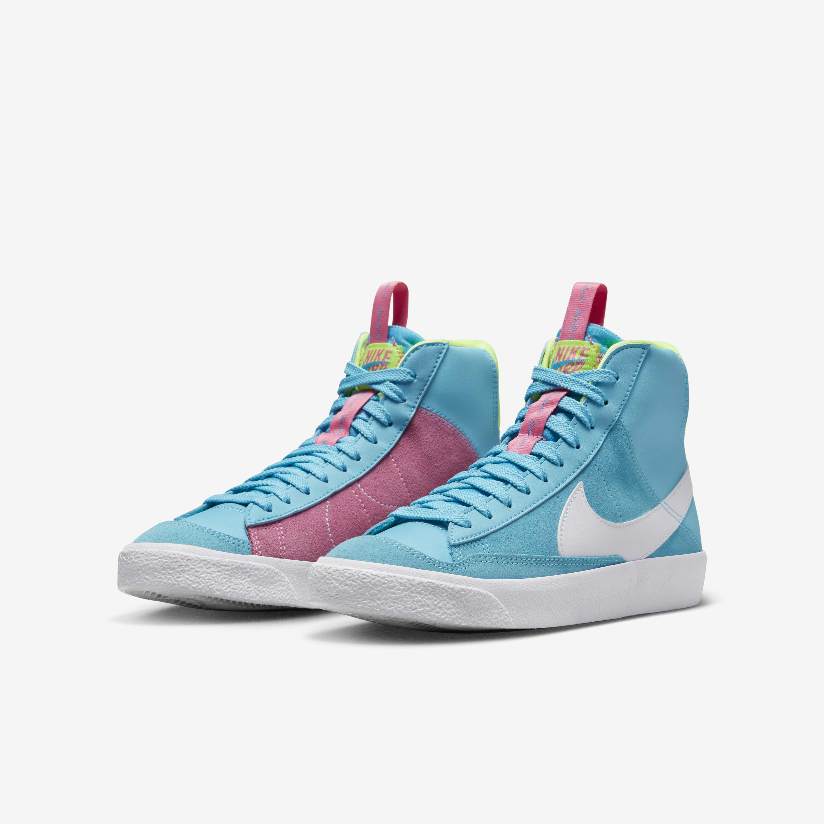 Nike Blazer Mid '77 Dance image number 4