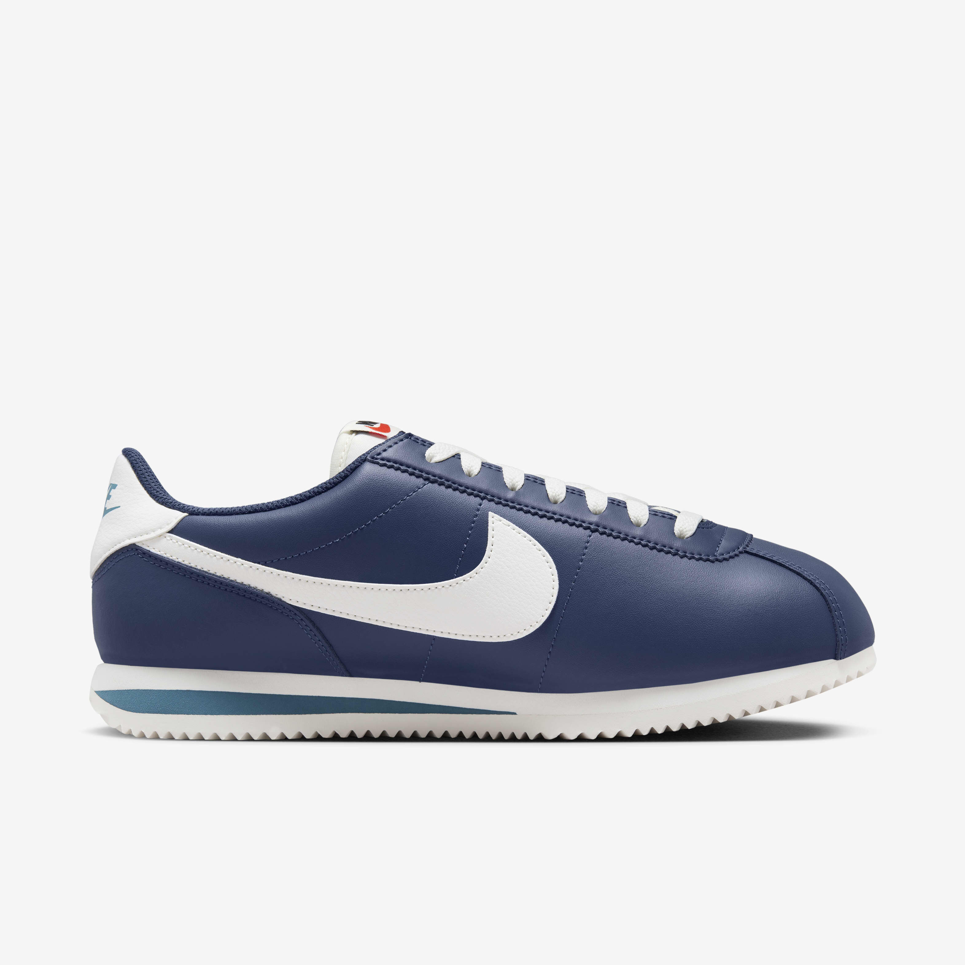 Nike Cortez Leather image number 2