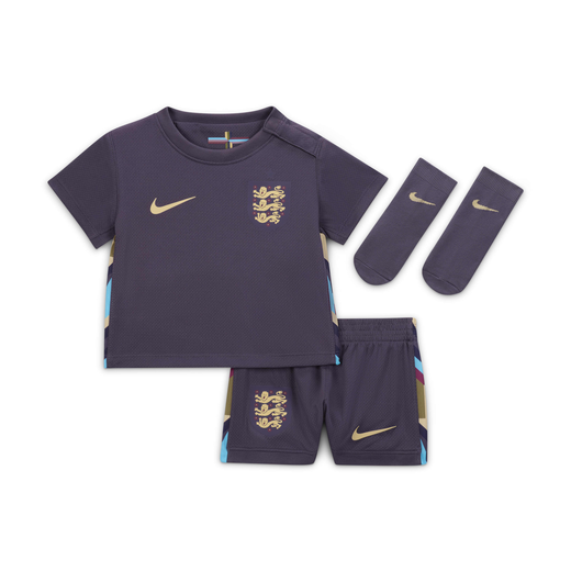 Check Out our latest Kids Clothing and Sportswear | Nike UAE