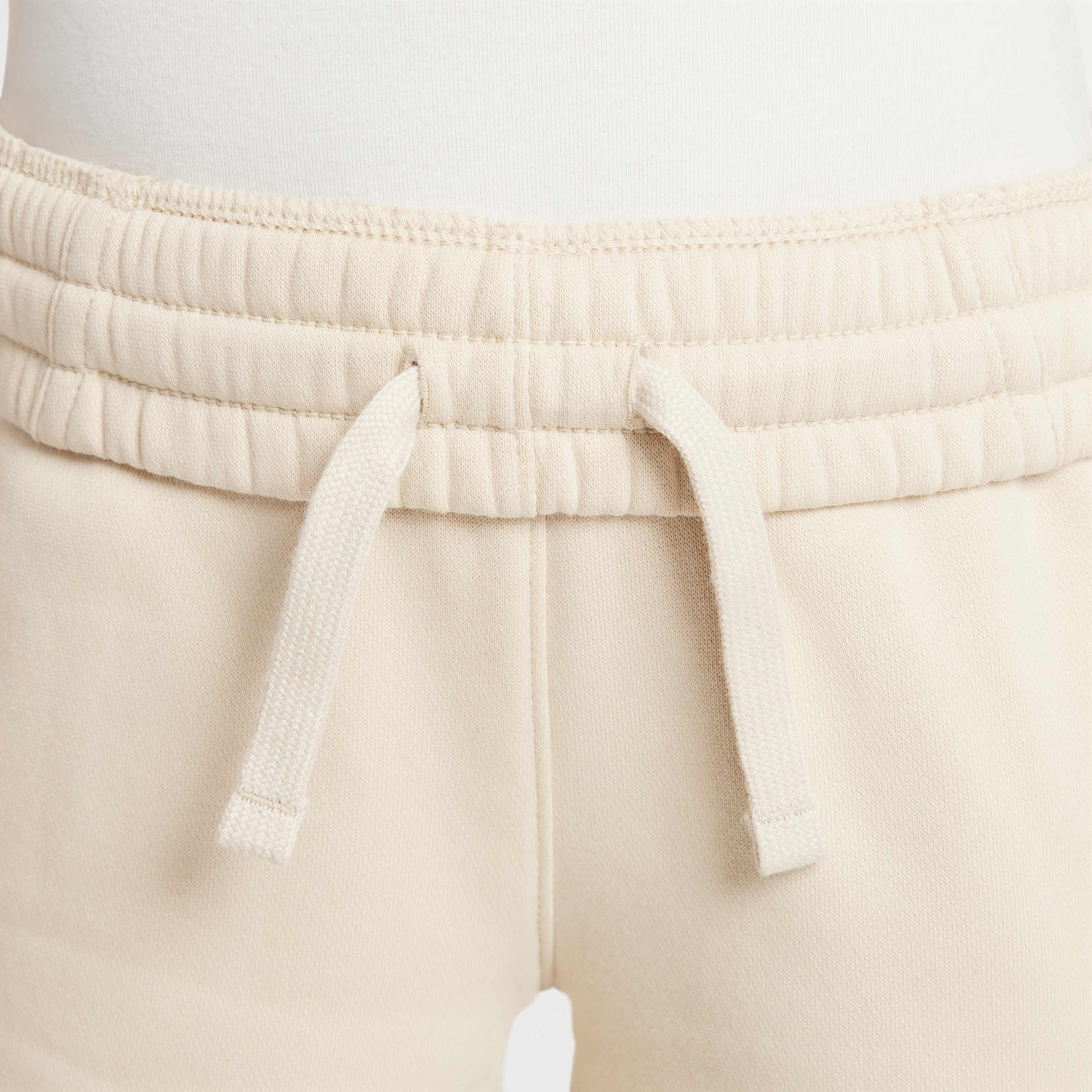 نايكي سبورتسوير image number 3