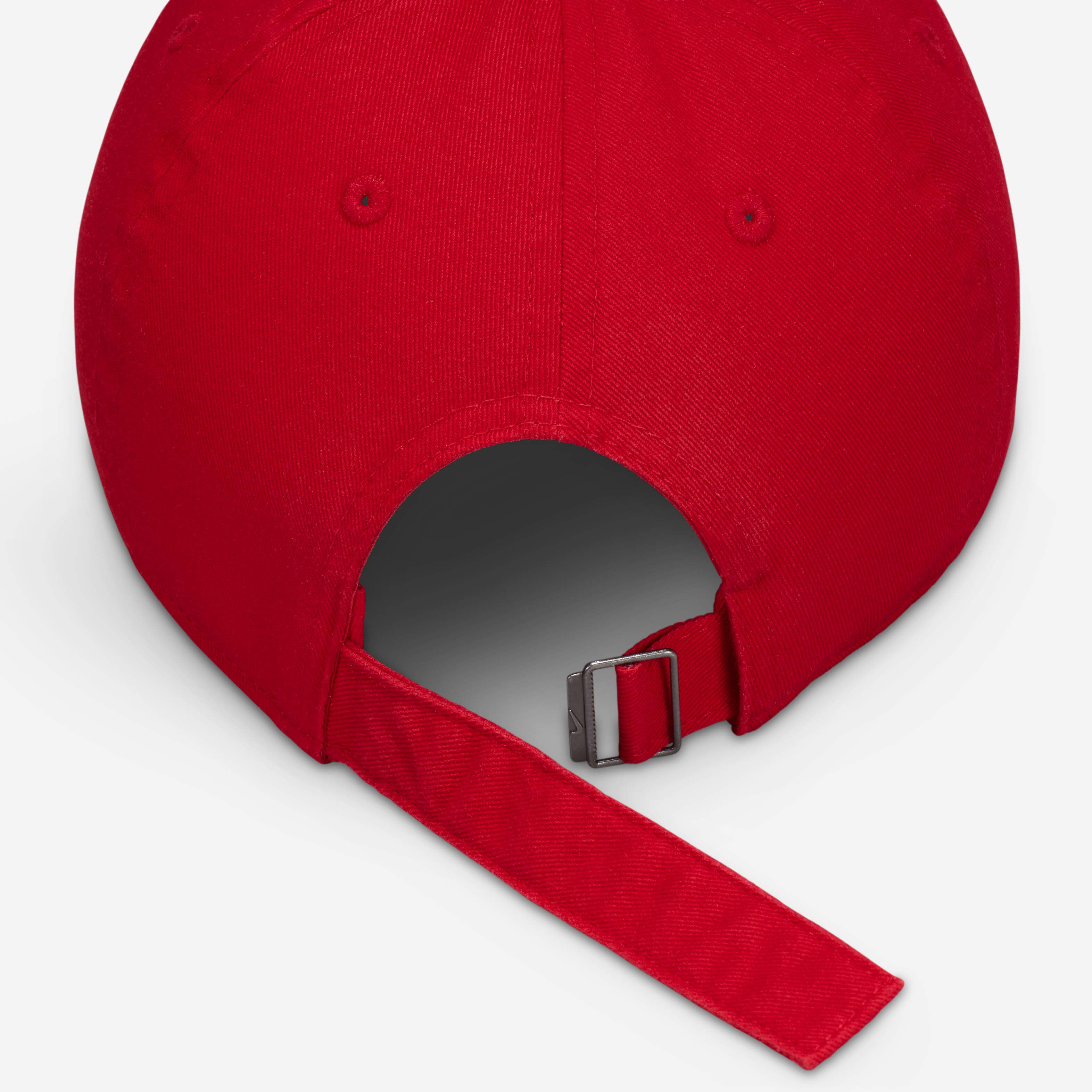 نايكي كلوب image number 2