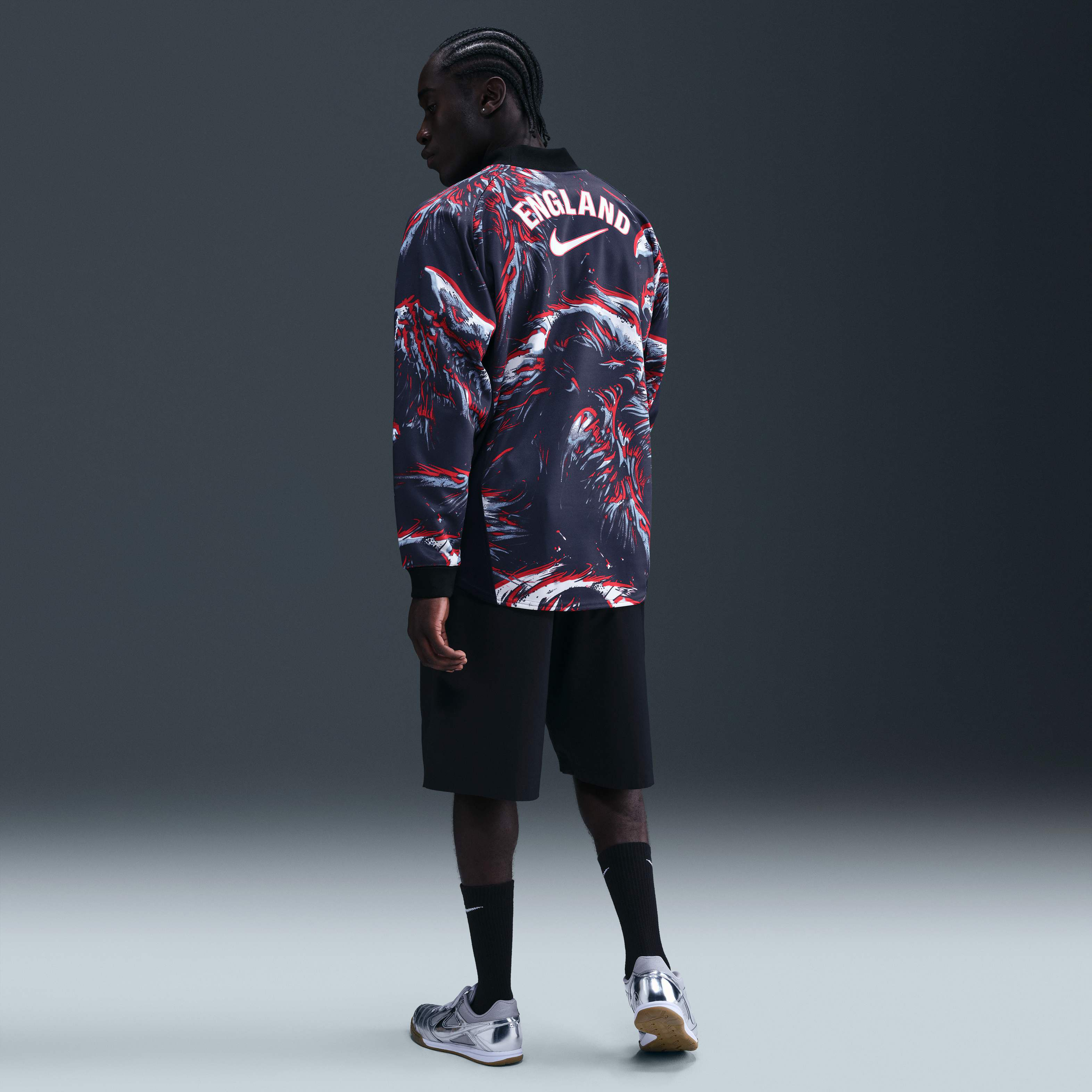 England Hollywood Keeper image number 4