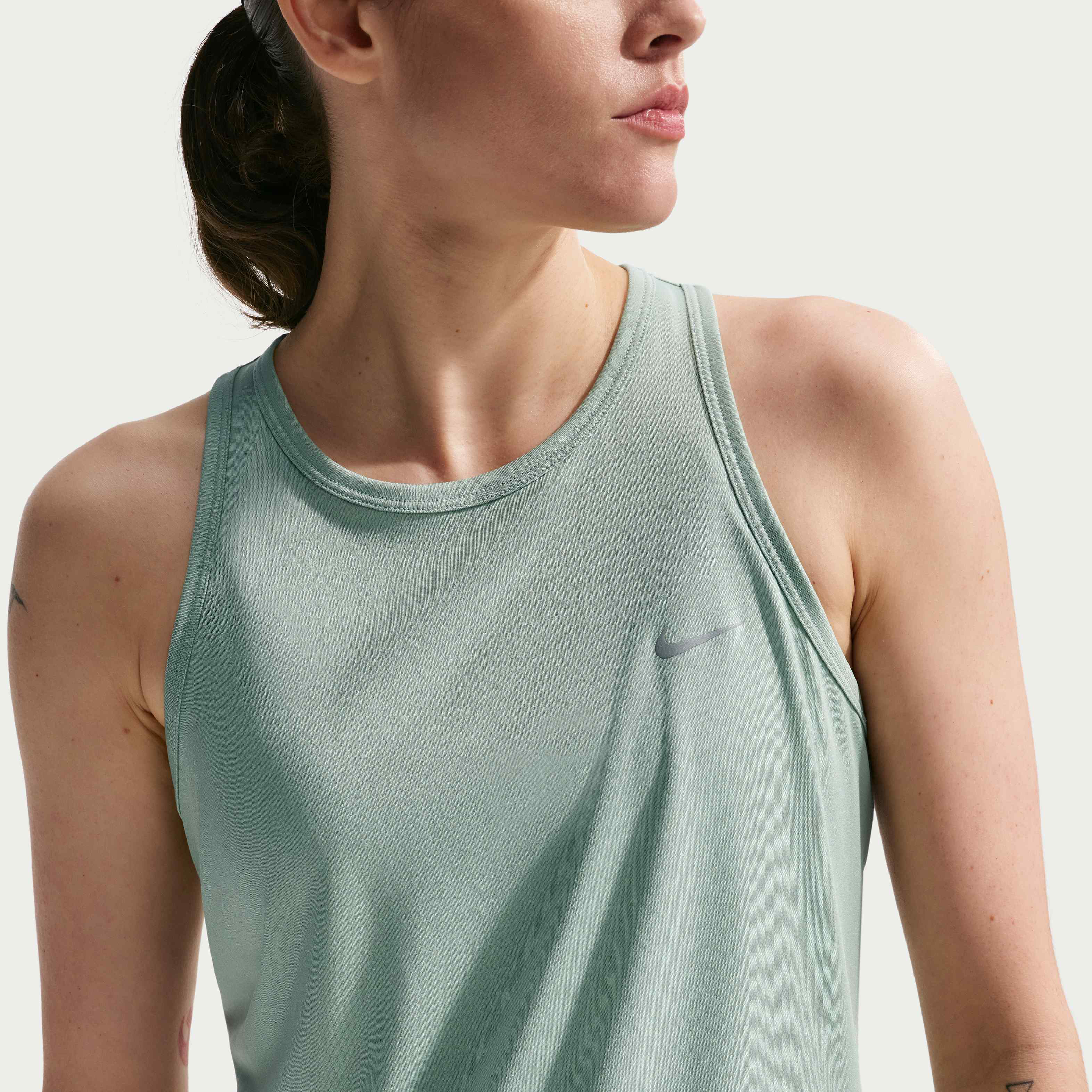 Nike Tempo image number 2