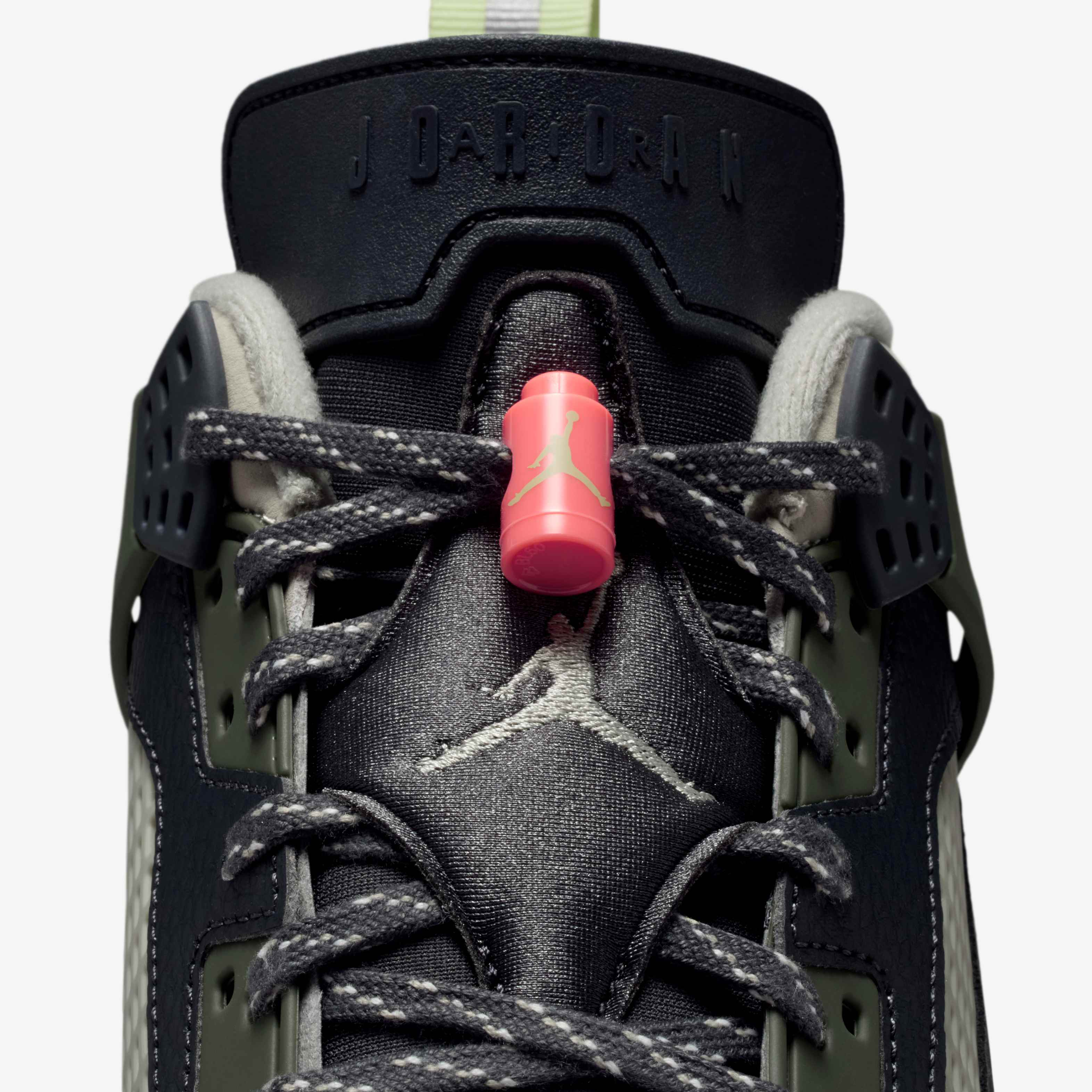 Jordan Spizike Low image number 8